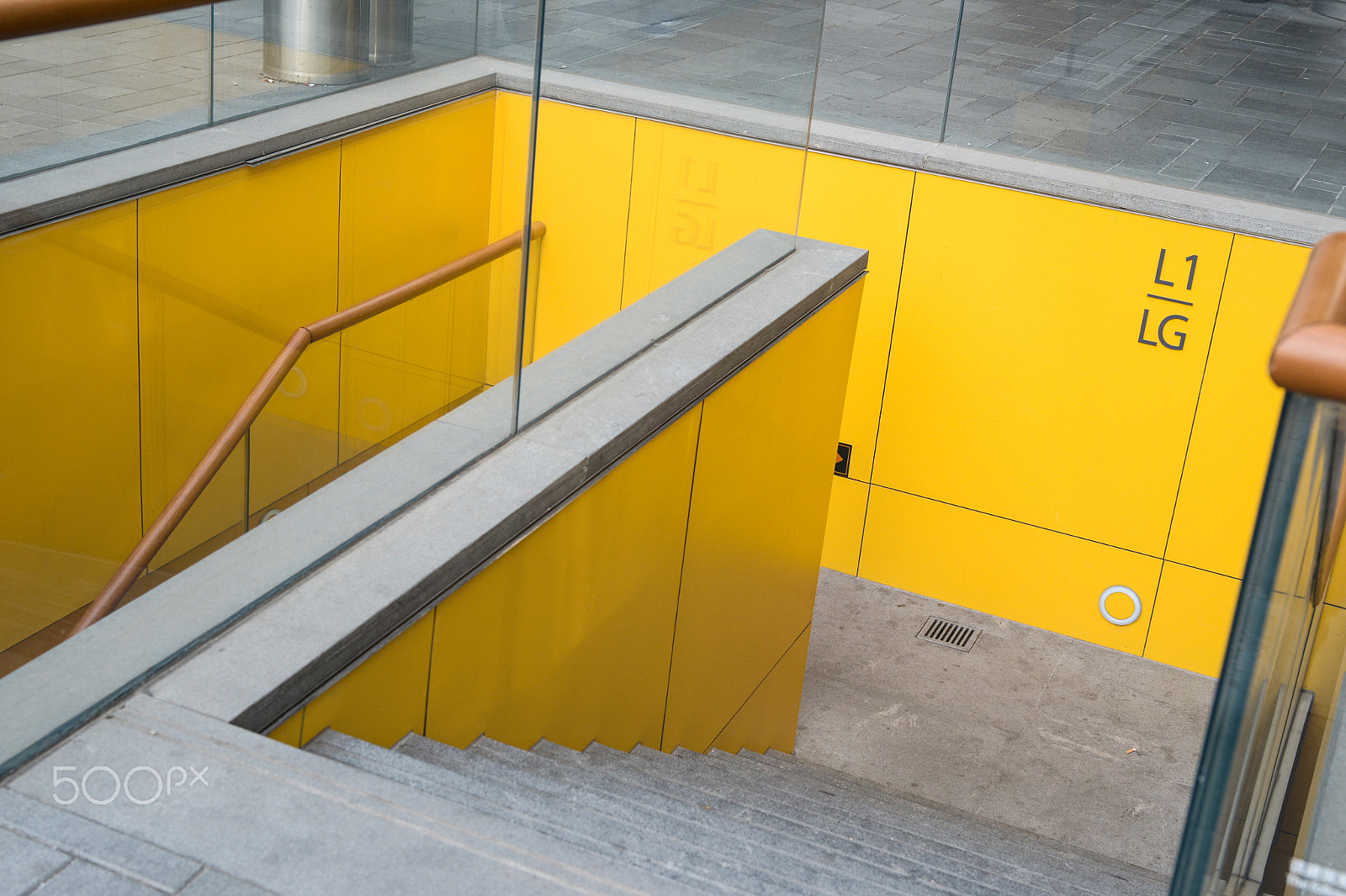 Nikon Df + Sigma 50mm F1.4 DG HSM Art sample photo. Floor building logo photography