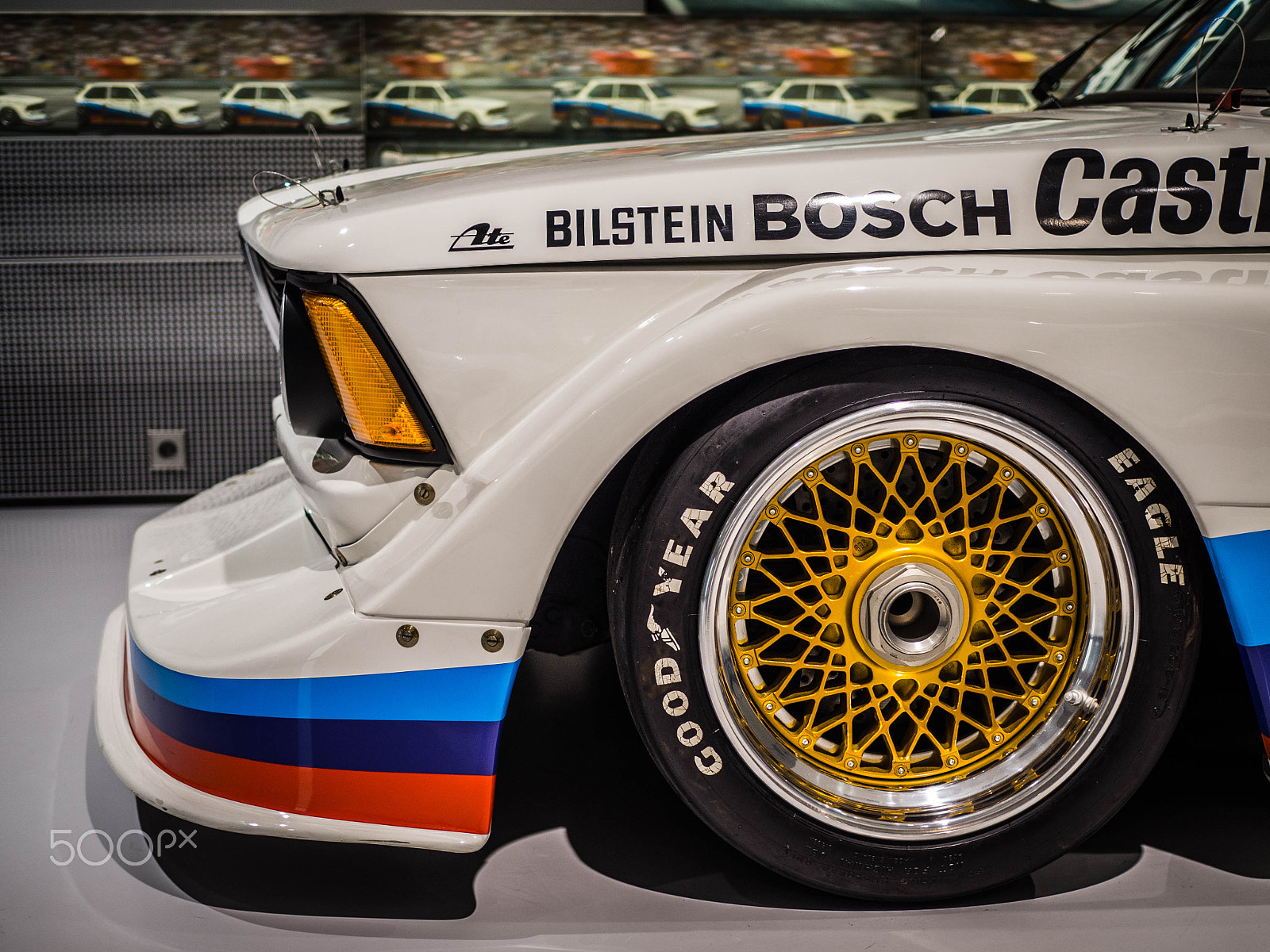 Olympus OM-D E-M10 + Olympus M.Zuiko Digital 25mm F1.8 sample photo. Bmw museum photography