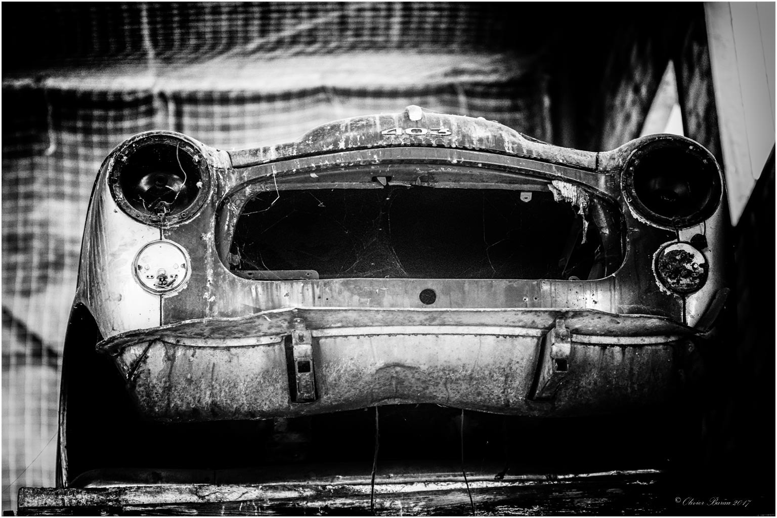 Sony SLT-A77 + Tamron SP 24-70mm F2.8 Di VC USD sample photo. Old car photography
