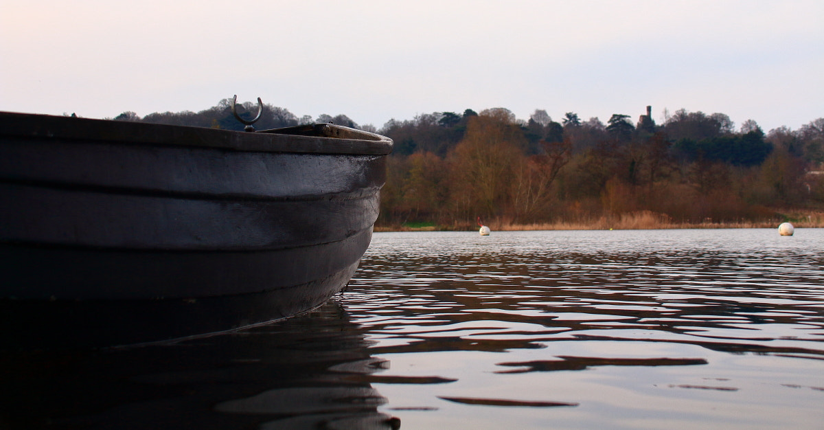 Canon EF 75-300mm F4.0-5.6 IS USM sample photo. Boating lake photography