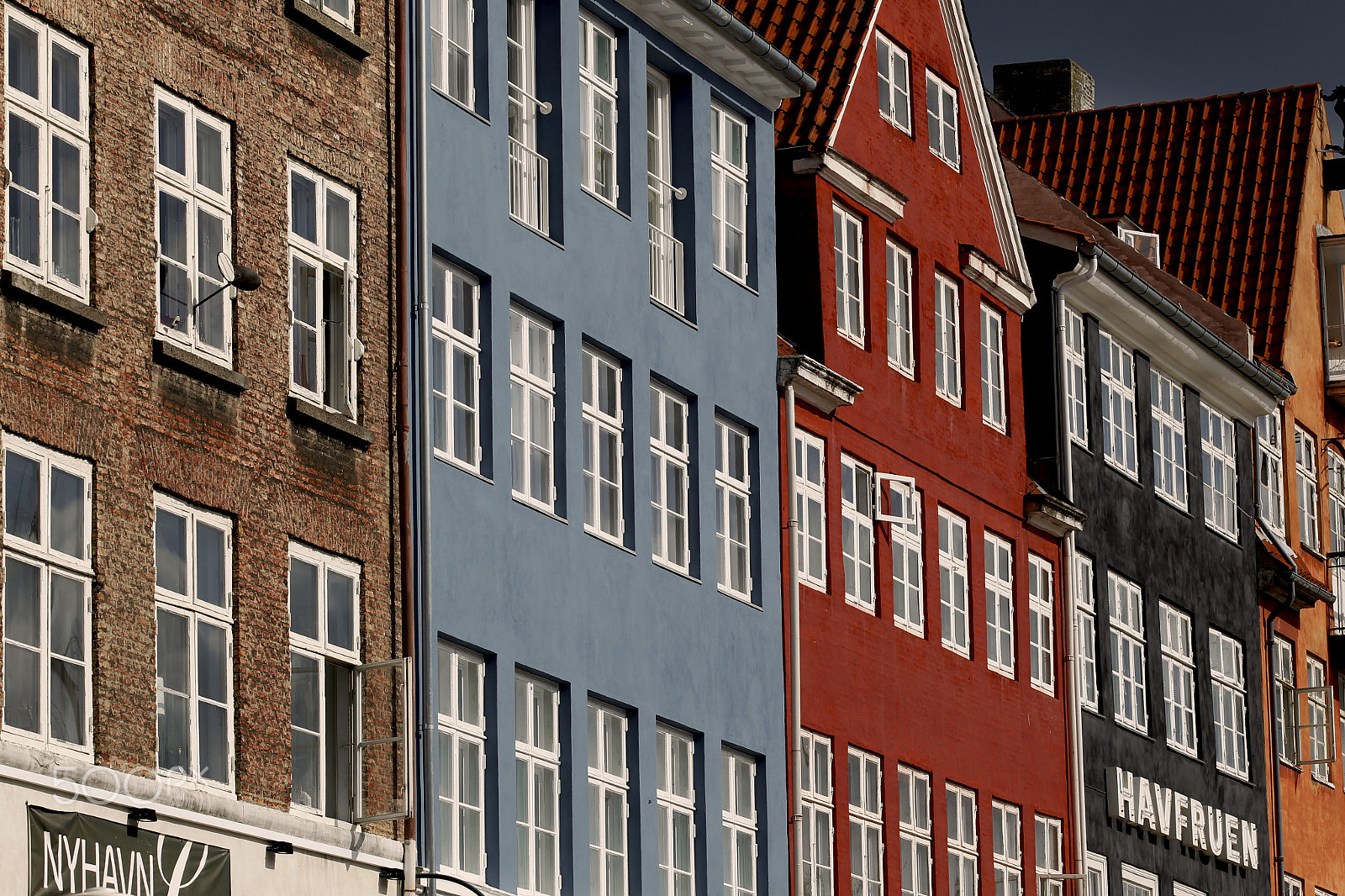 Canon EOS-1D Mark IV sample photo. Nyhavn photography