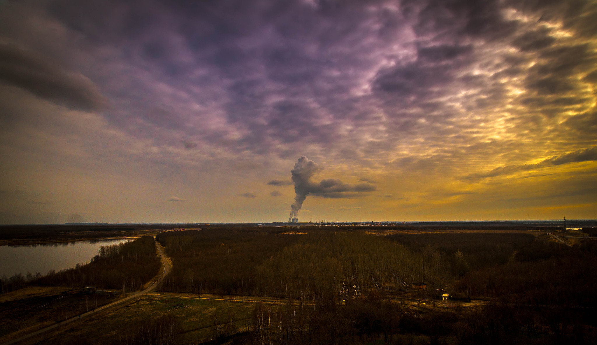 Sony SLT-A58 + Sigma 10-20mm F3.5 EX DC HSM sample photo. Sunset view from a hilltop photography