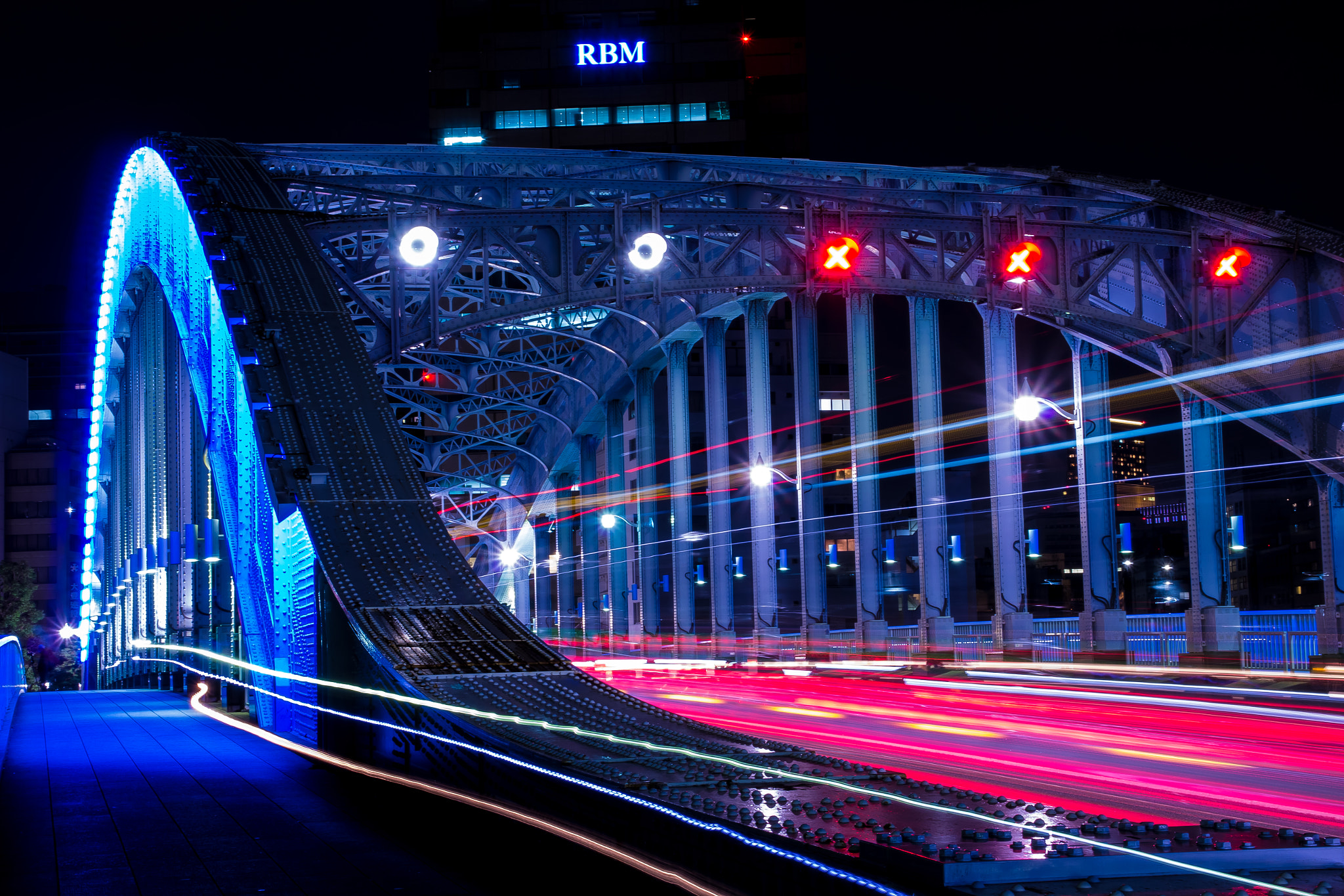 Sigma 17-70mm F2.8-4 DC Macro OS HSM sample photo. Light trail photography