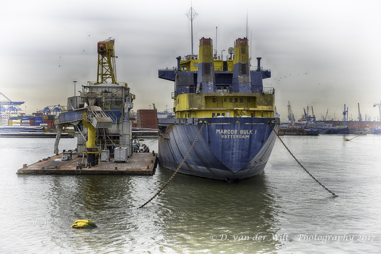 Nikon AF-S Nikkor 28-70mm F2.8 ED-IF sample photo. Waalhaven rotterdam 2017 photography