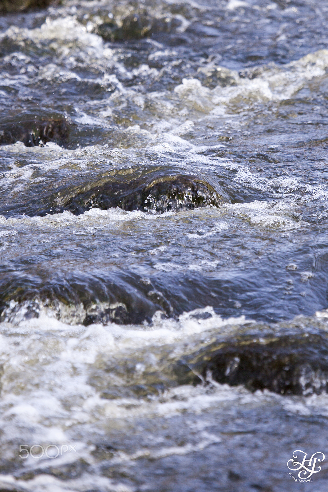 Canon EF 100-400mm F4.5-5.6L IS USM sample photo. Moving river photography