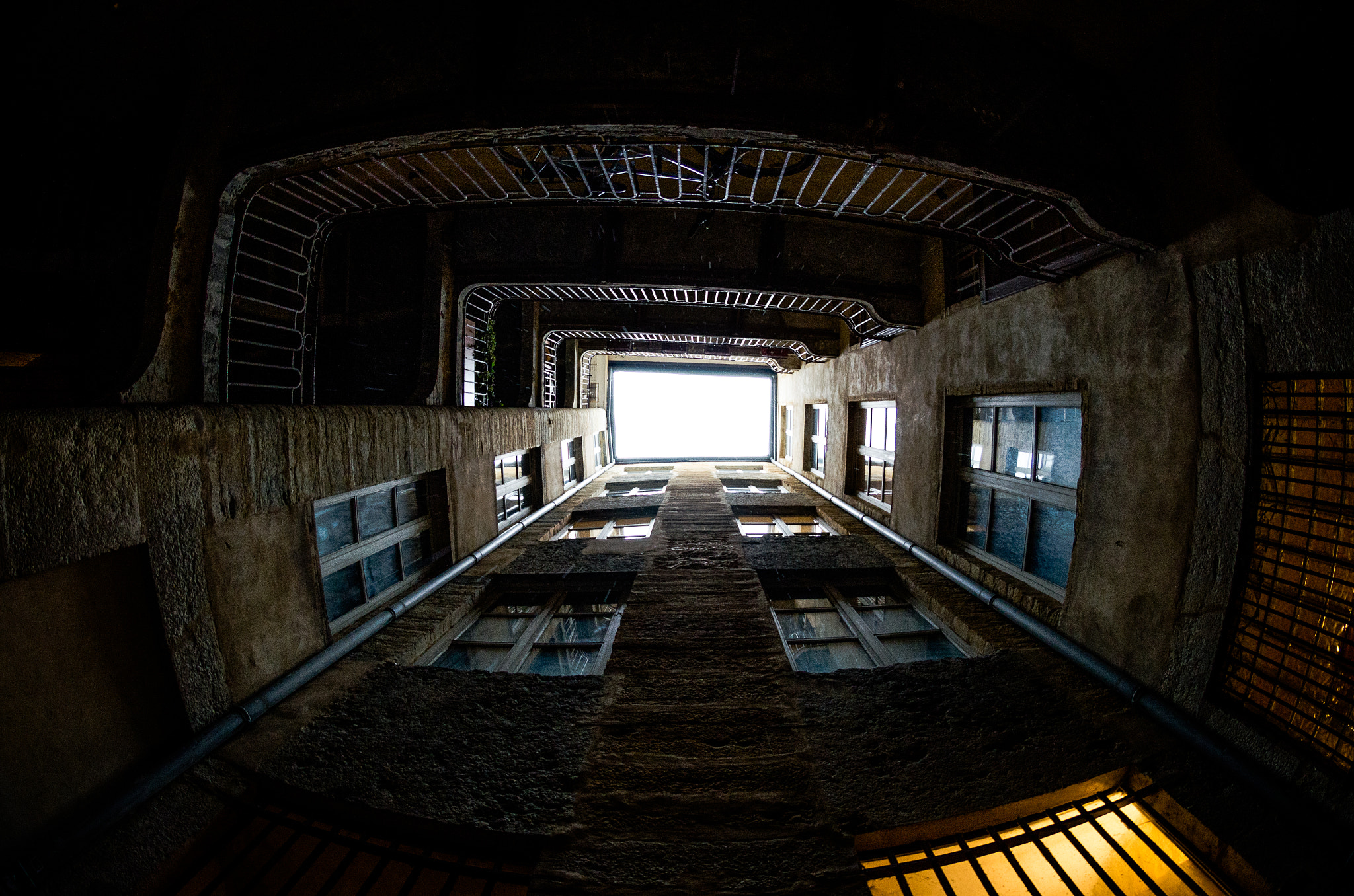 Nikon AF DX Fisheye-Nikkor 10.5mm F2.8G ED sample photo. Lyon photography