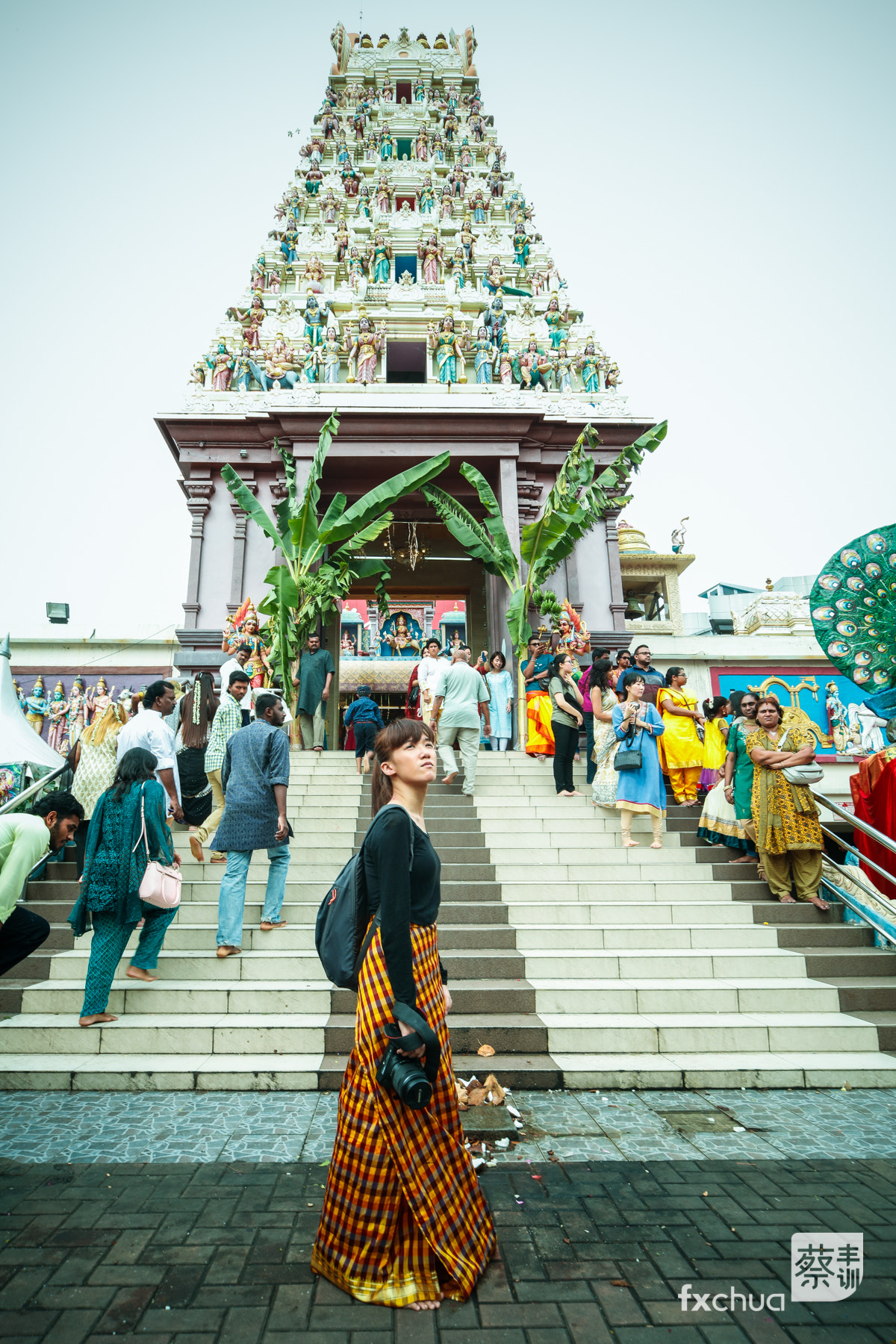 Canon EOS 5DS R sample photo. Girl at hindu temple photography