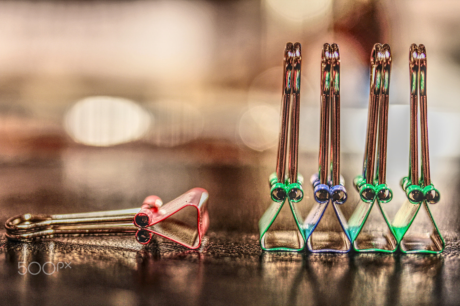Canon EF-S 60mm F2.8 Macro USM sample photo. Paper clamps photography