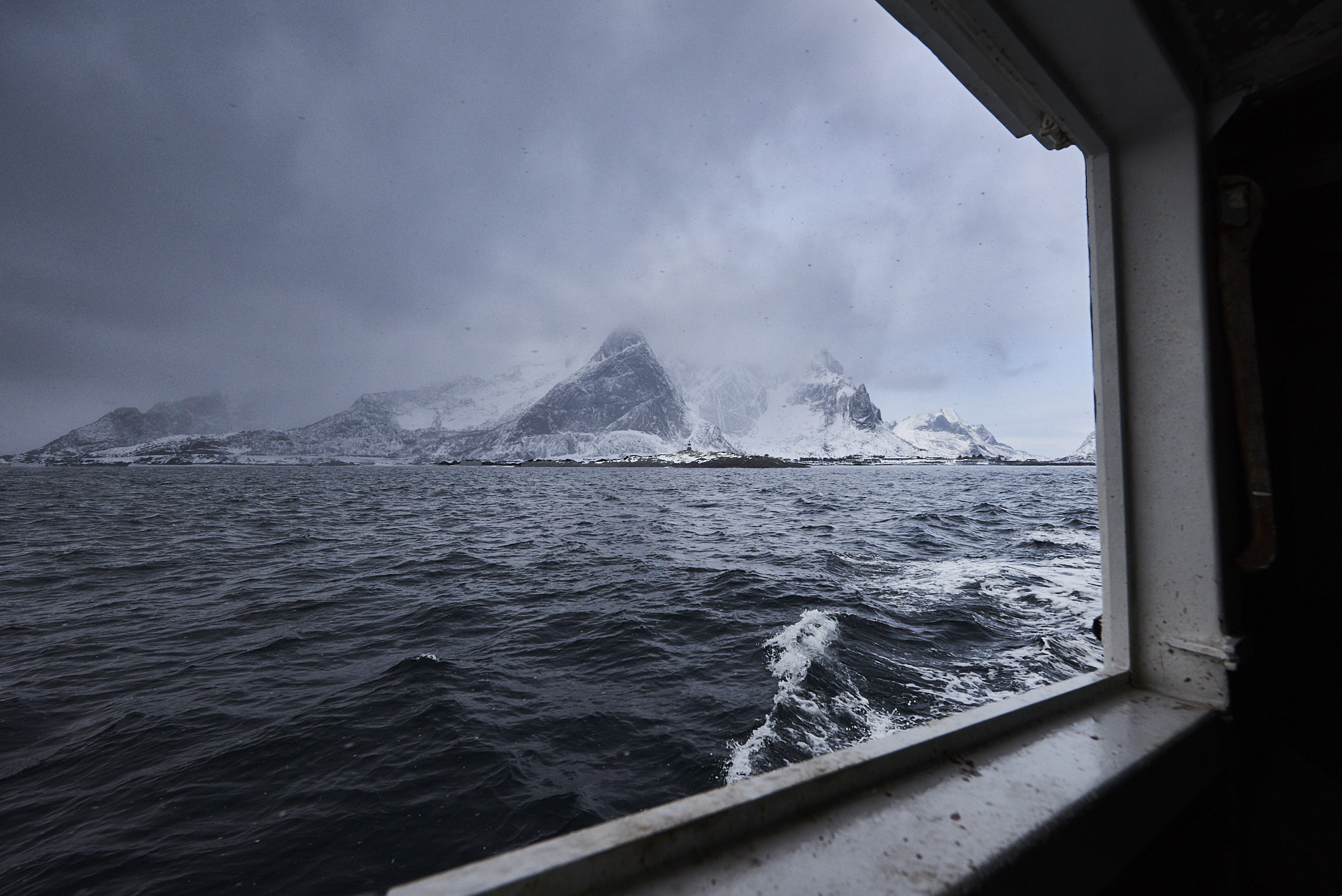 Nikon AF-S Nikkor 14-24mm F2.8G ED sample photo. Lofoten  photography