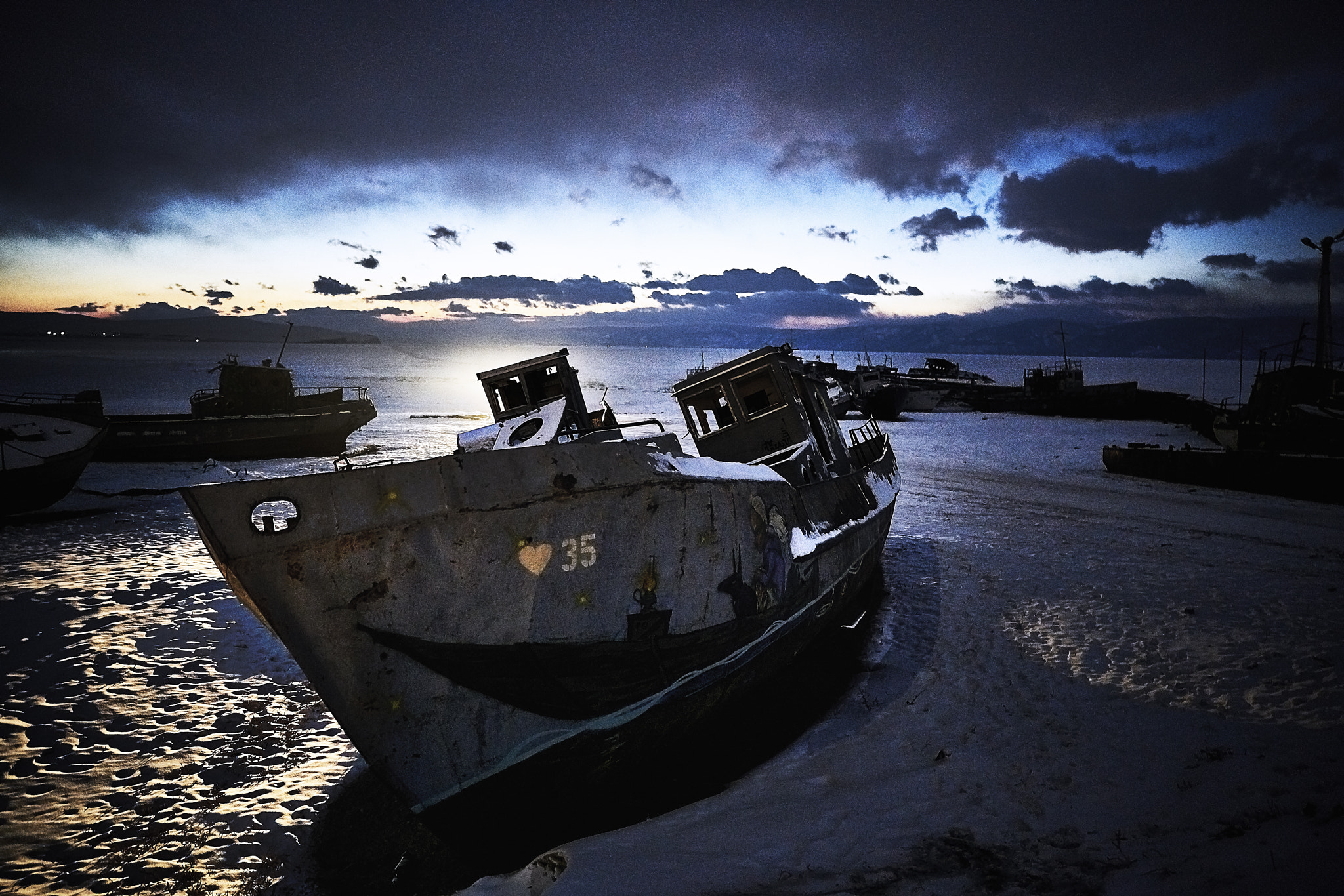 ZEISS Batis 25mm F2 sample photo. Taken at lake baikal on sony a7rii and zeiss batis 25mm. photography