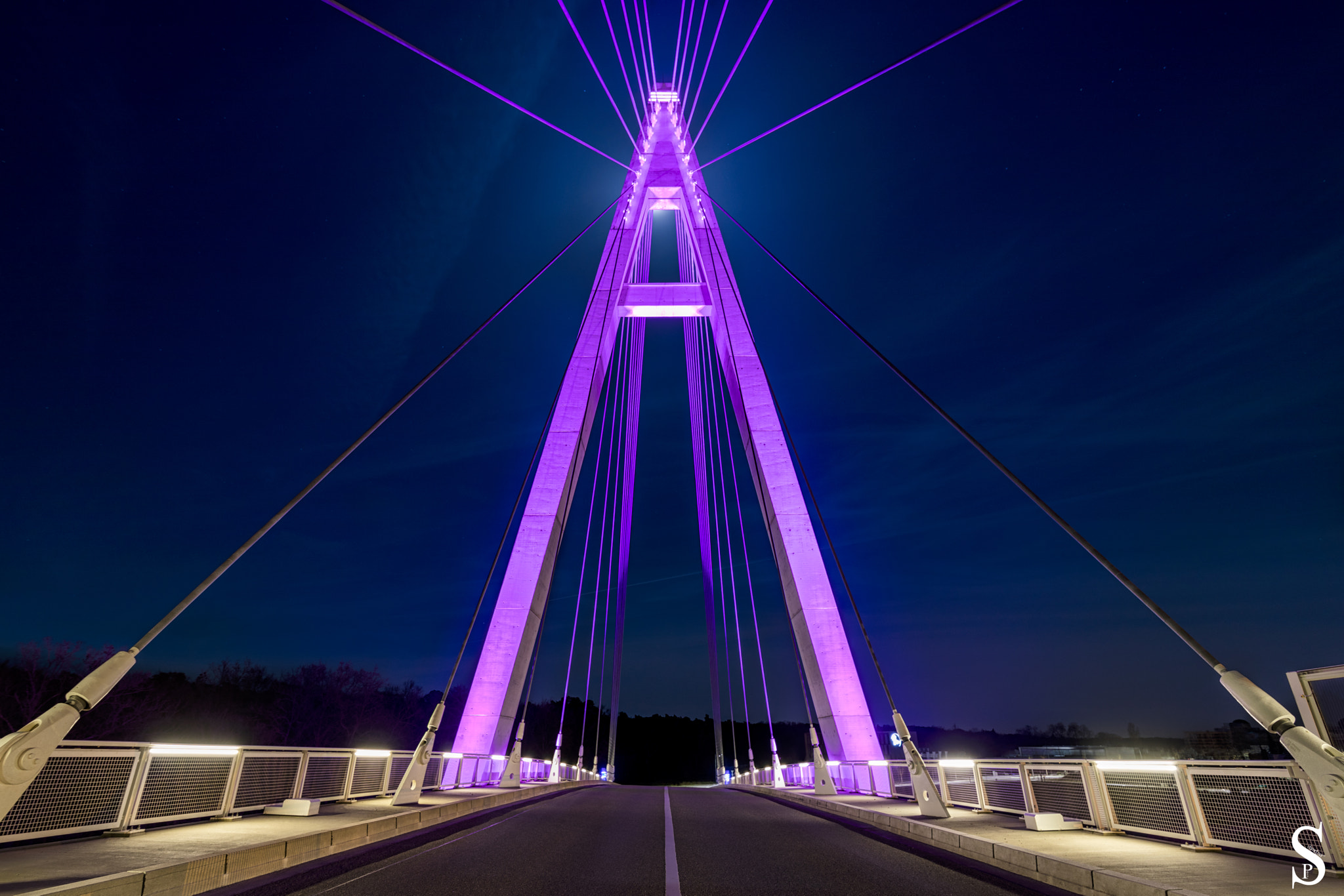 Canon EF 300mm f/2.8L sample photo. Bridge photography