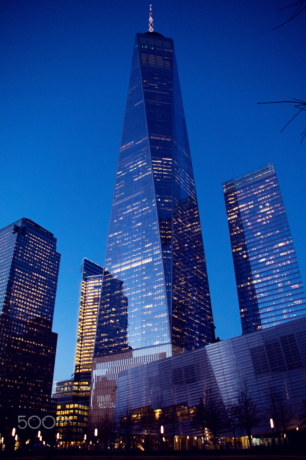 Sony ILCA-77M2 + Sigma 18-200mm F3.5-6.3 DC sample photo. One world trade center photography