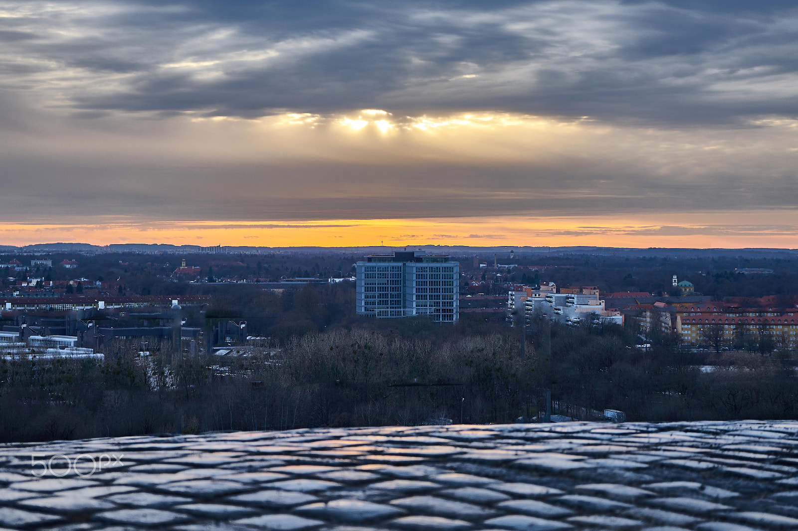 Sony a7 + Sony FE 28-70mm F3.5-5.6 OSS sample photo. Sunset olympiapark munich photography