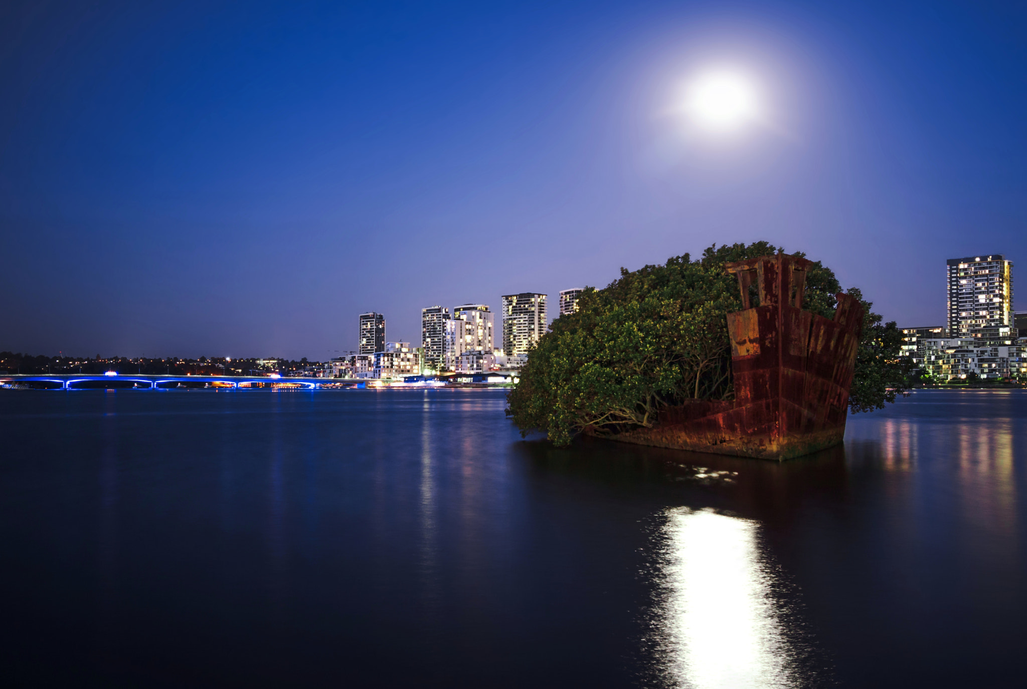 Canon EF-S 10-22mm F3.5-4.5 USM sample photo. Ayrfield shipwreck photography