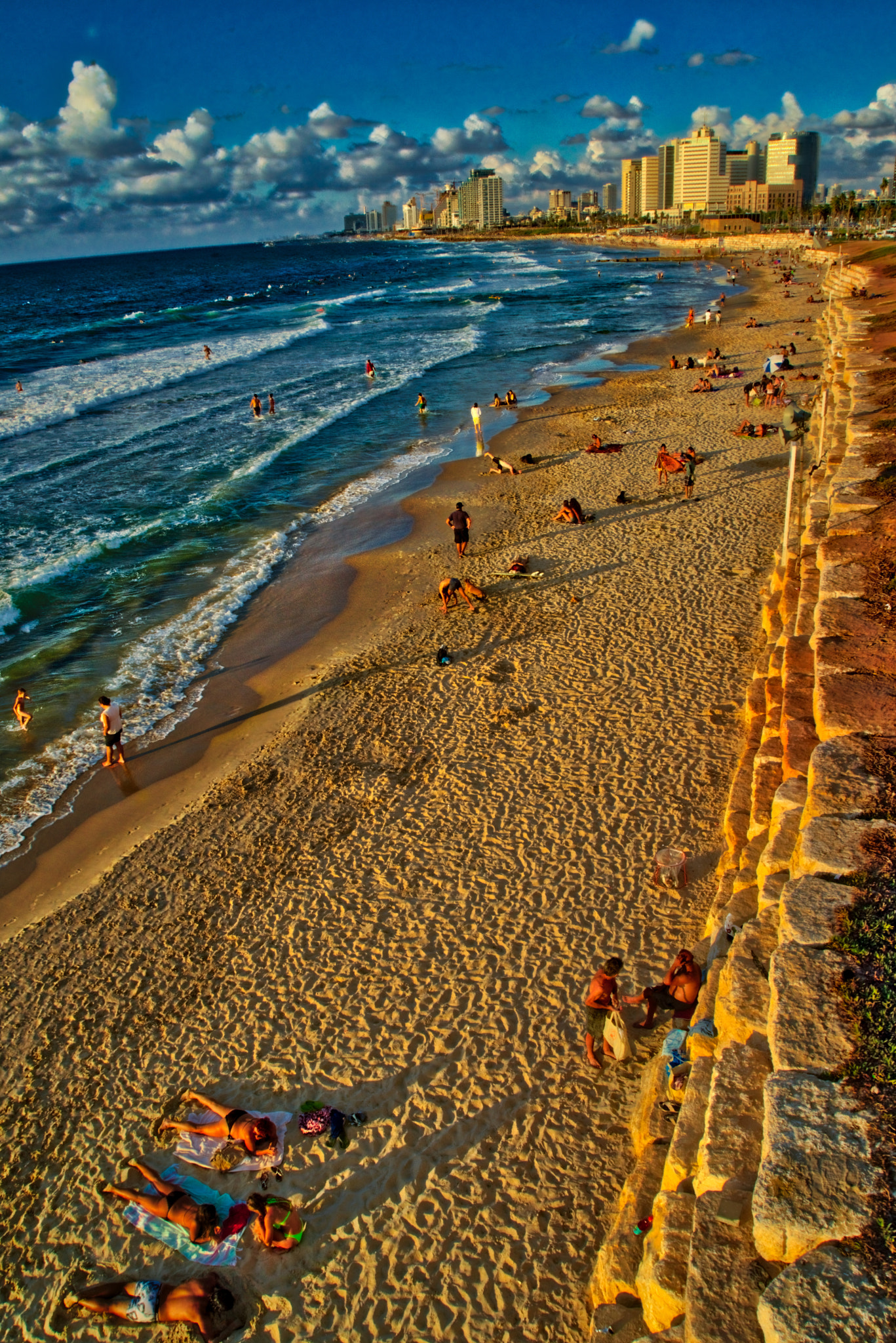 Sony Vario Tessar T* FE 24-70mm F4 ZA OSS sample photo. Beach sunset photography