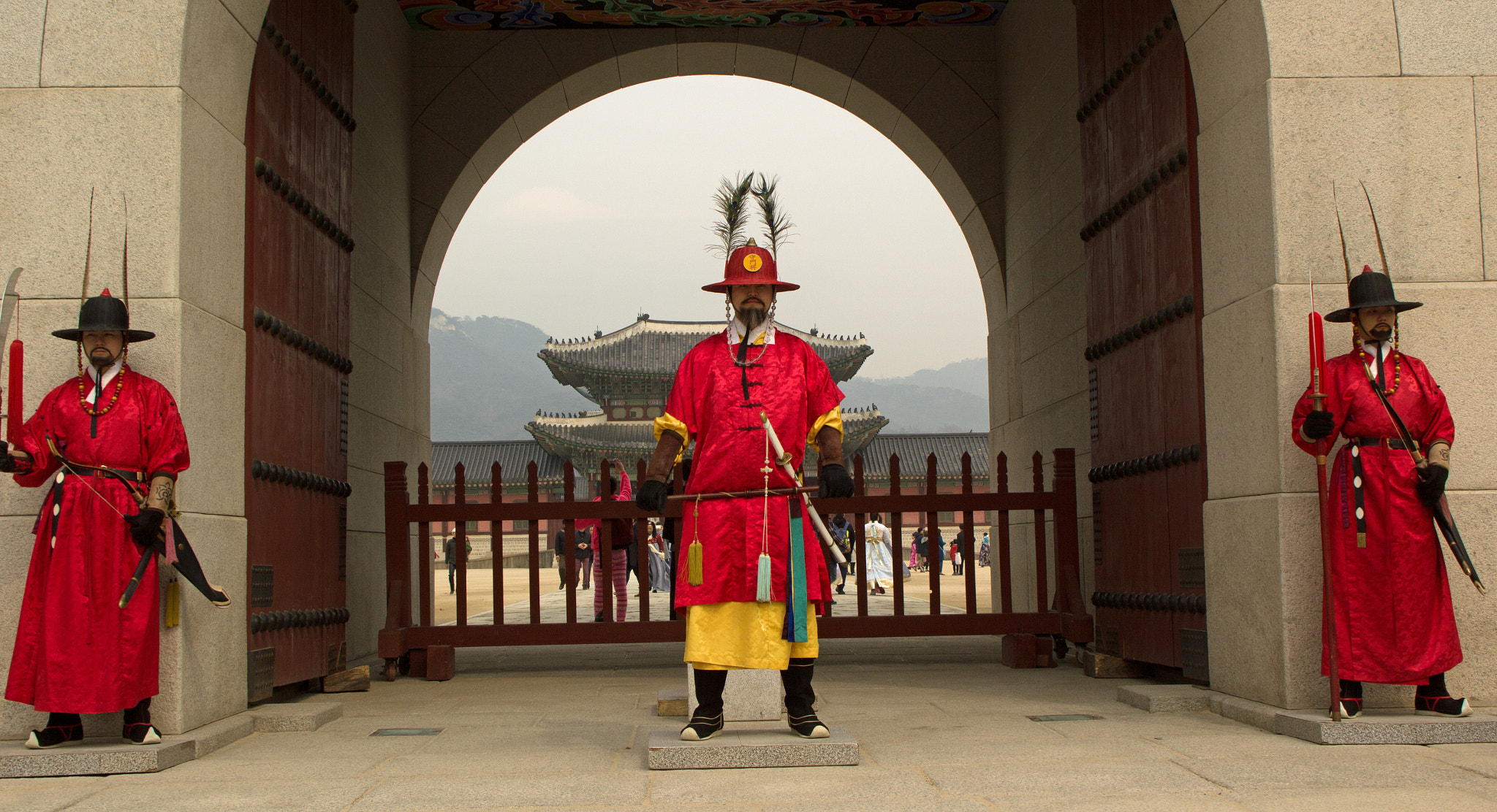Canon EOS 60D sample photo. Gyeongbokgung palace photography