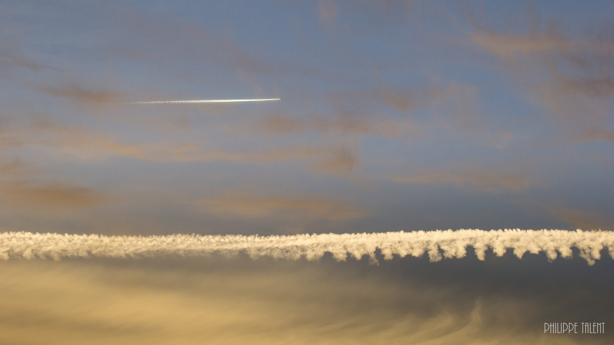 Canon EF 100-400mm F4.5-5.6L IS USM sample photo. Planes road photography