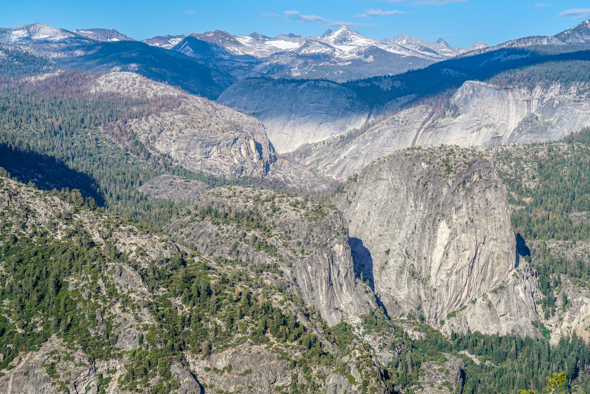 Sony a7R II + Sony FE 70-300mm F4.5-5.6 G OSS sample photo. Glacier point photography