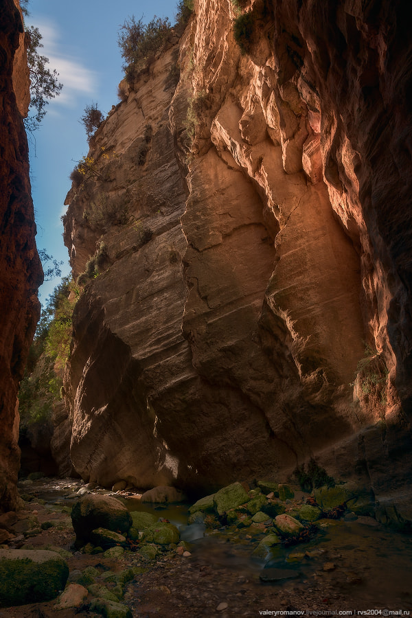 Sony a99 II + Sony Vario-Sonnar T* 16-35mm F2.8 ZA SSM sample photo. Avakas gorge photography