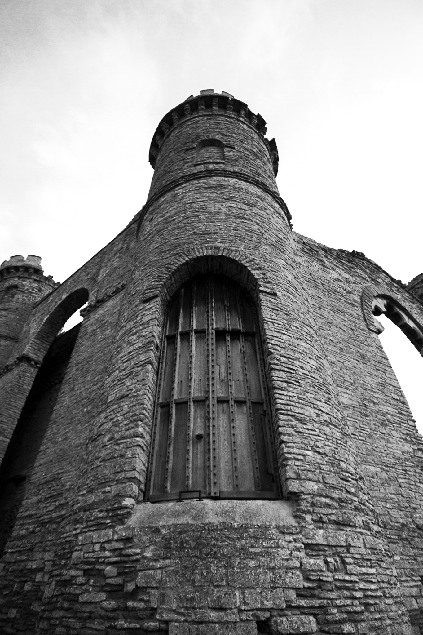 Canon EOS 50D + Tokina AT-X Pro 11-16mm F2.8 DX sample photo. Dunstall castle photography