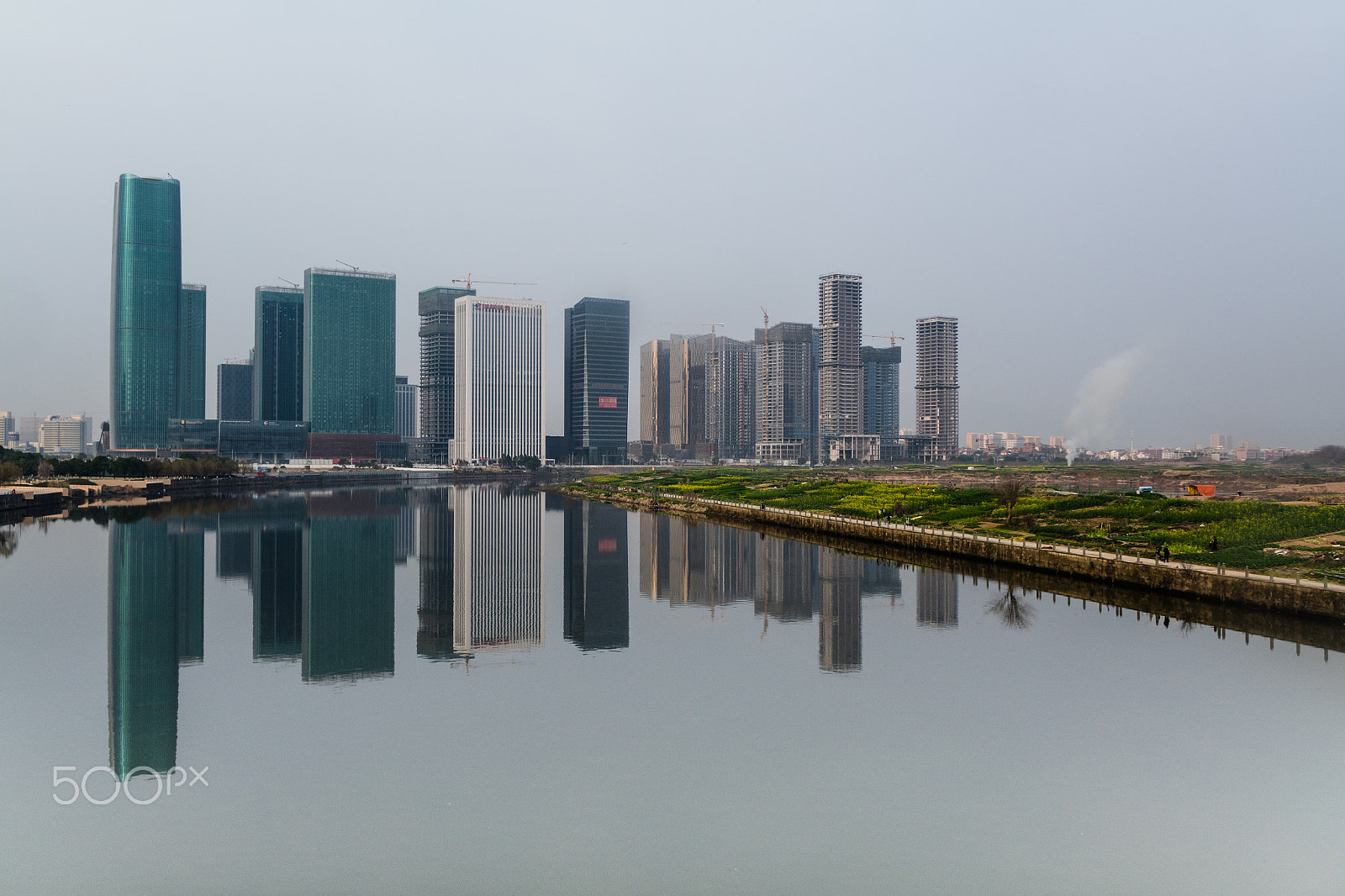 24-200mm F2.8 sample photo. City photography