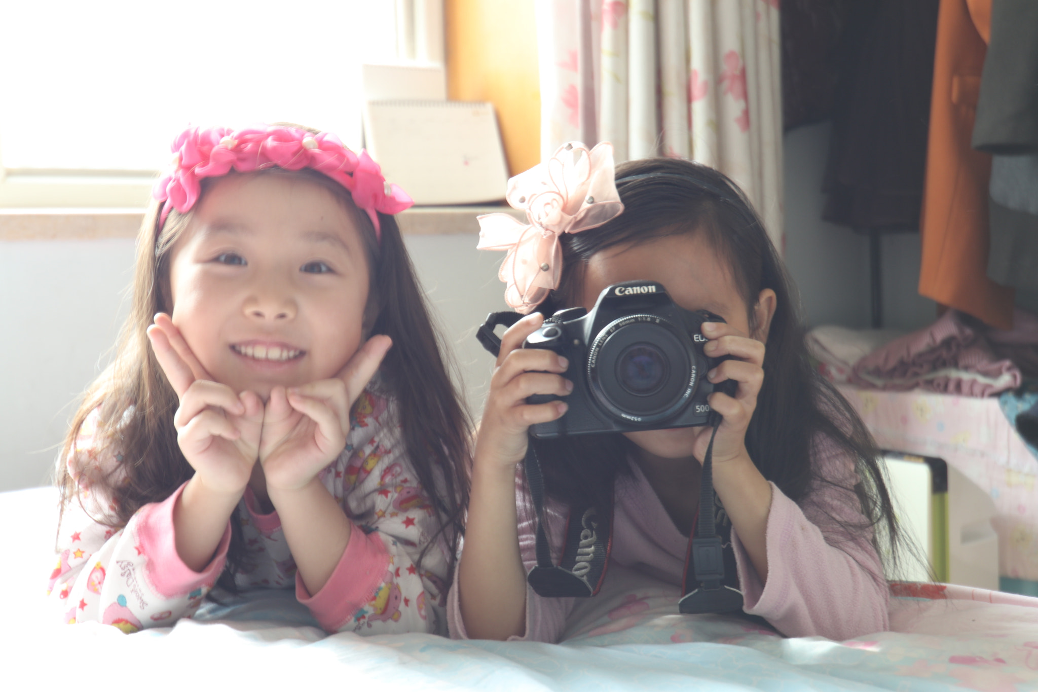 Tokina AT-X 12-28mm F4 Pro DX sample photo. Send my old camera to my daughter，she very like it. photography