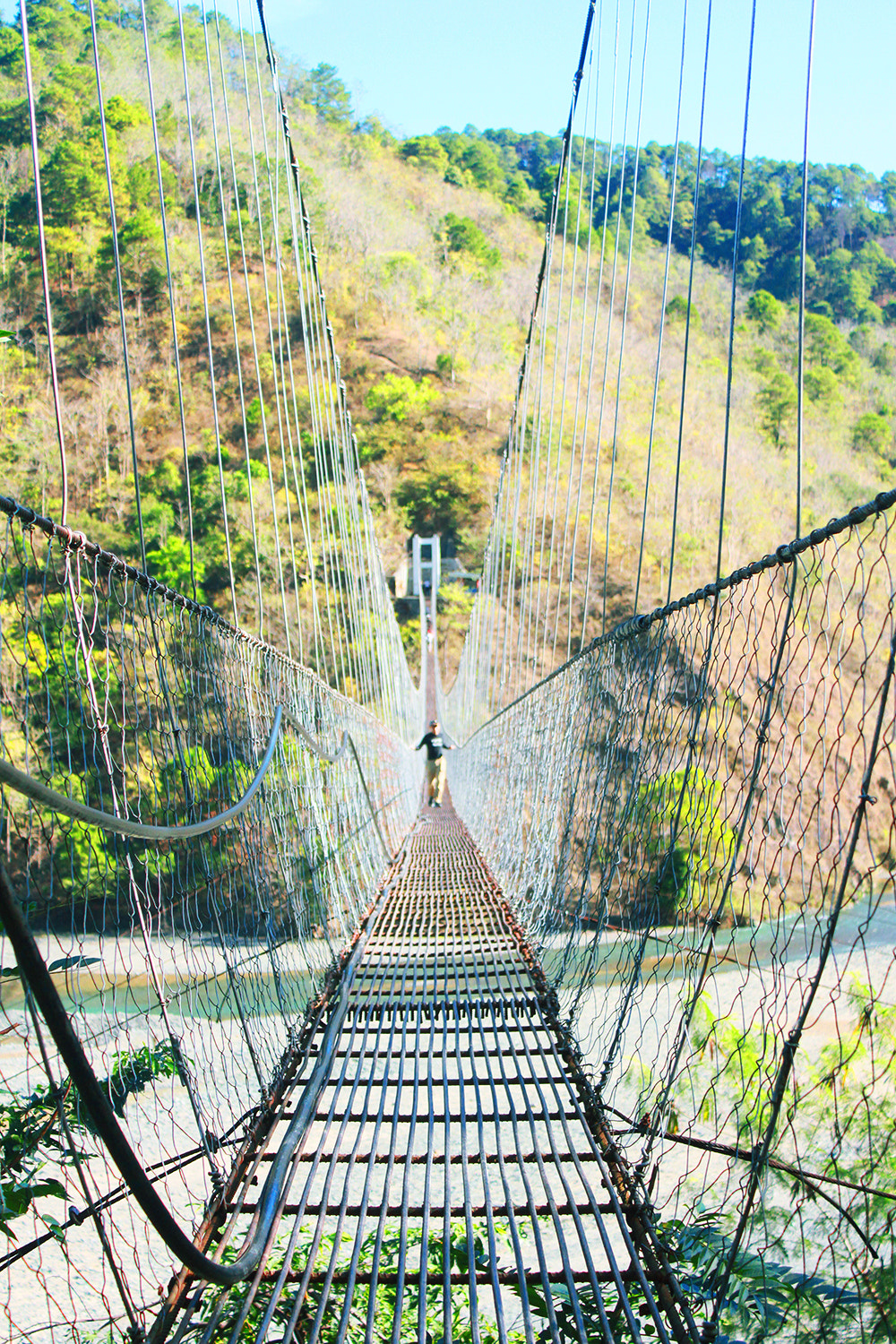 Canon EF-S 18-55mm F3.5-5.6 IS sample photo. Willing to cross the bridge for you. photography