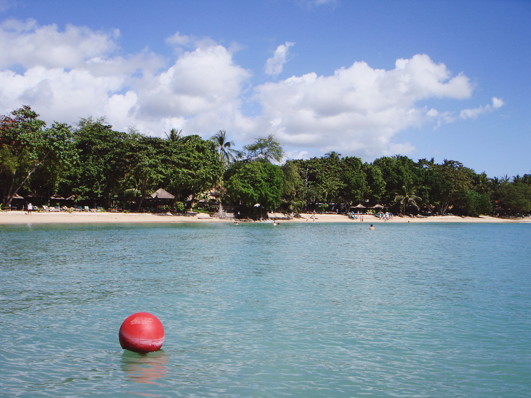 Sony DSC-W100 sample photo. Nusa dua beach  photography