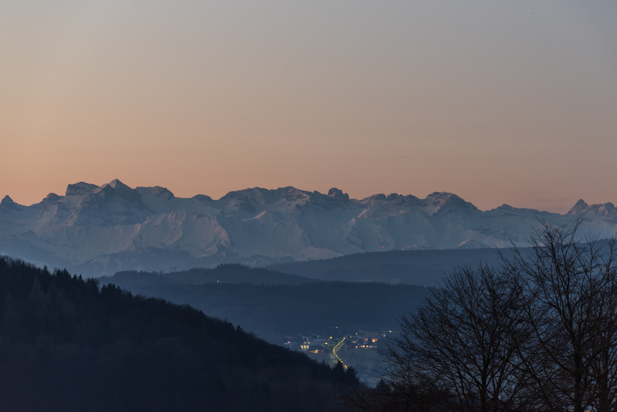Sigma 150-600mm F5-6.3 DG OS HSM | S sample photo. Cloudless photography