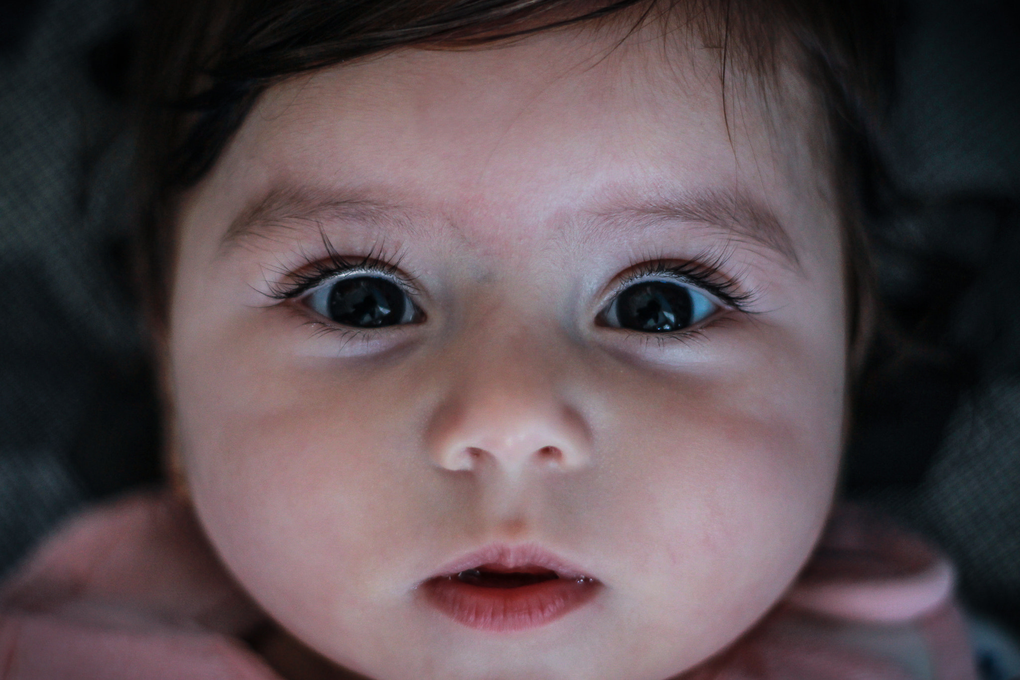 Canon EOS 600D (Rebel EOS T3i / EOS Kiss X5) + Canon EF 50mm f/1.8 sample photo. Baby mary photography