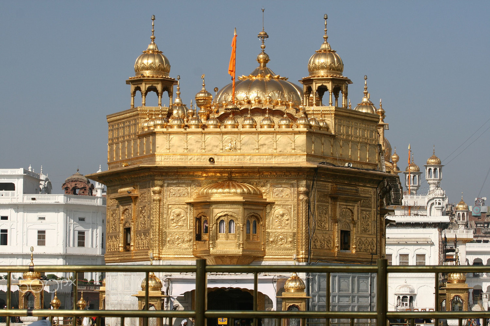 Canon EOS 400D (EOS Digital Rebel XTi / EOS Kiss Digital X) + Canon EF 70-200mm F4L USM sample photo. Amritsar golden temple photography