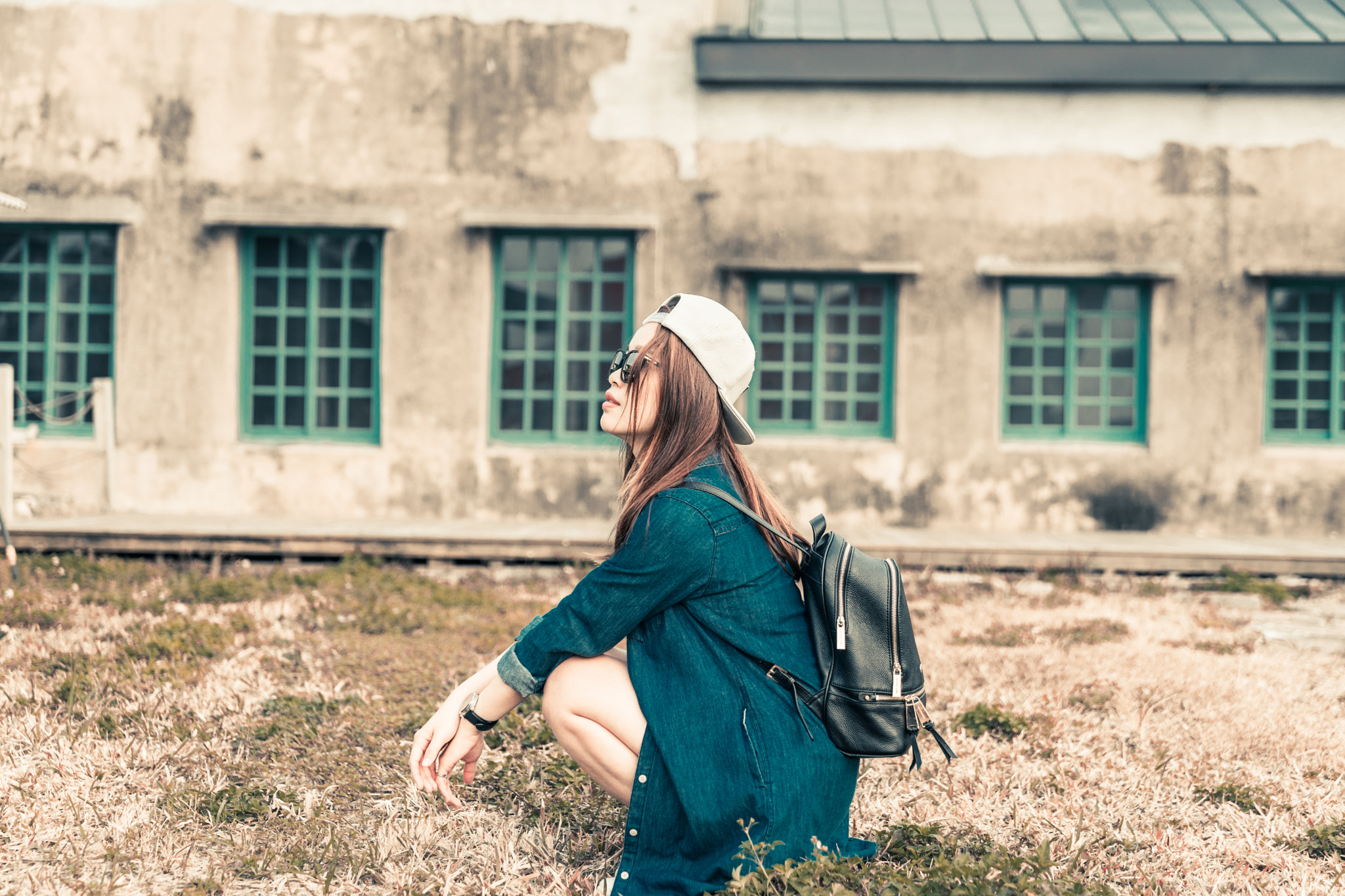Sony a7 II + Sony FE 24-70mm F2.8 GM sample photo. Looking up photography
