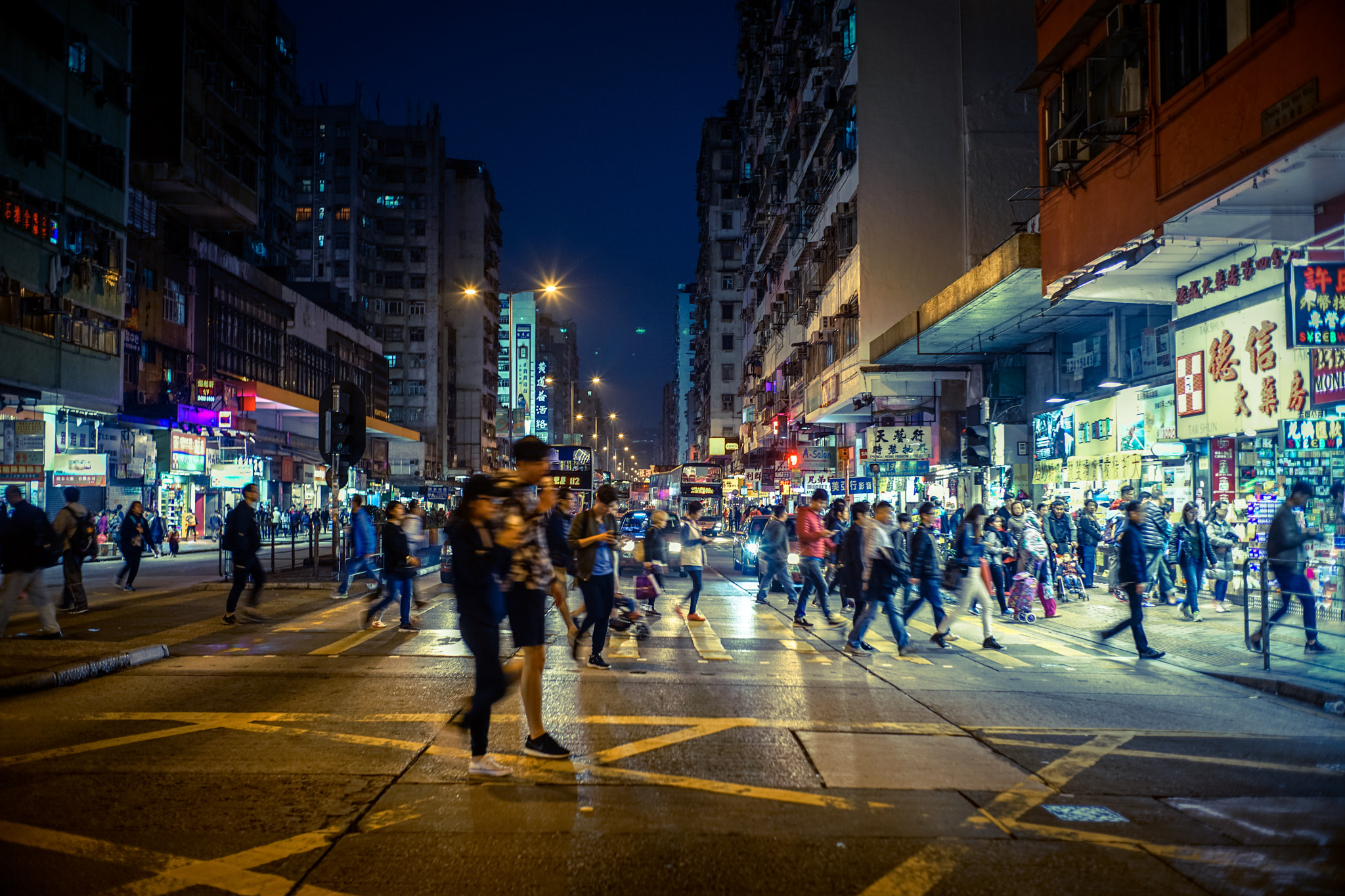 Sony a7 II sample photo. Crossing street photography