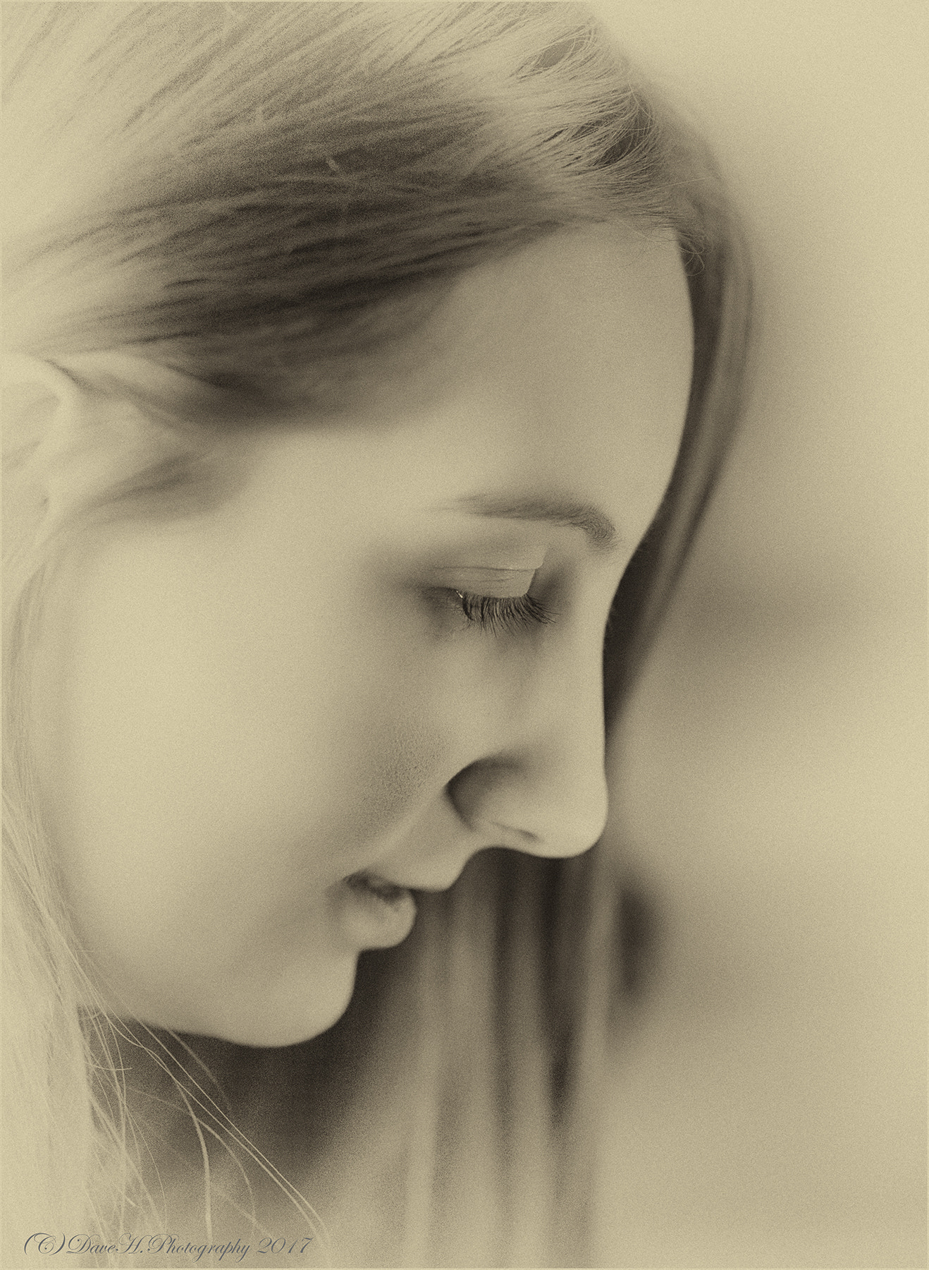 Olympus OM-D E-M5 + Olympus M.Zuiko Digital ED 75mm F1.8 sample photo. Stolen moment photography