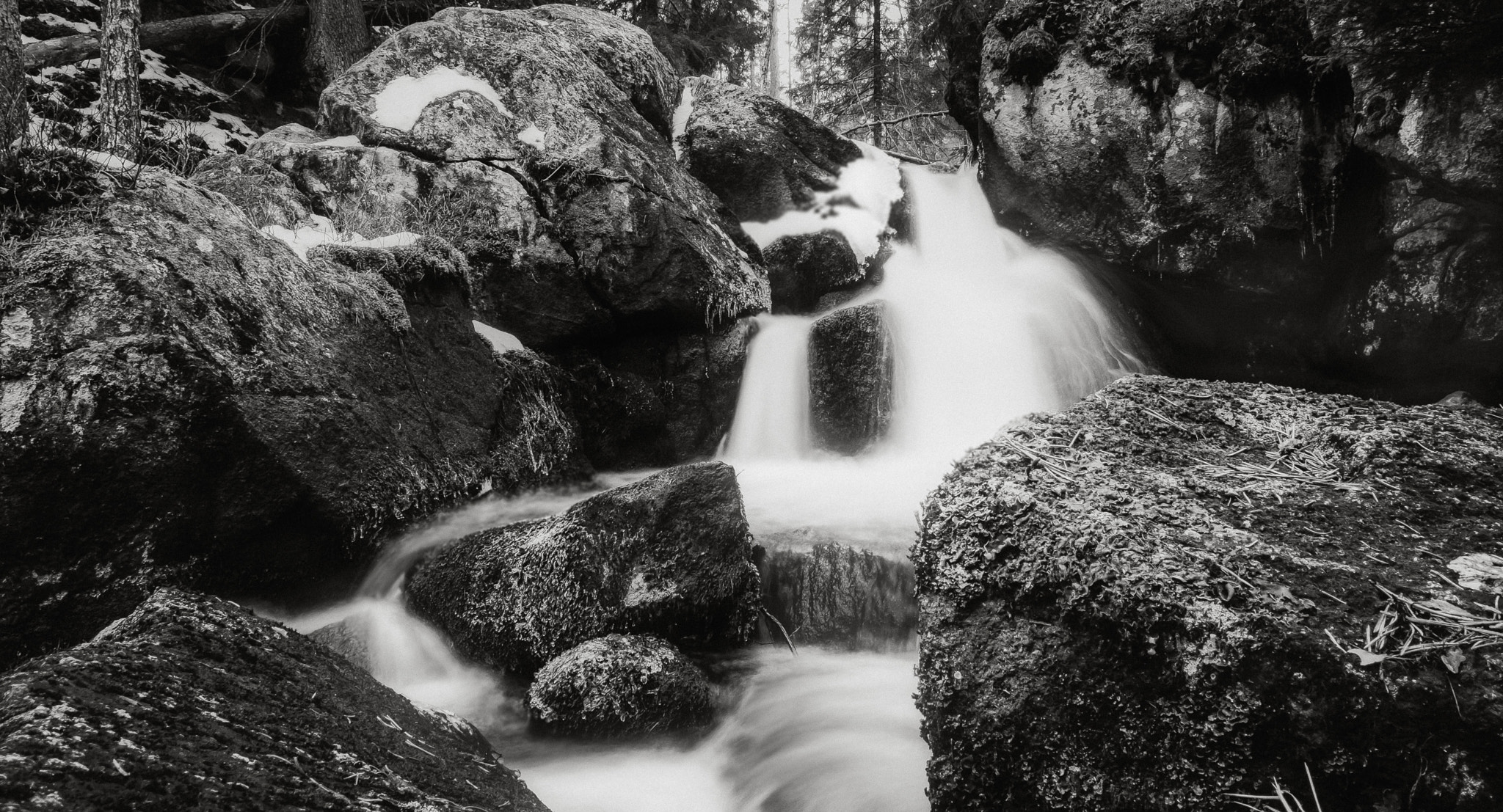 Fujifilm X-Pro2 + Fujifilm XF 18-55mm F2.8-4 R LM OIS sample photo. Waterfall ii photography