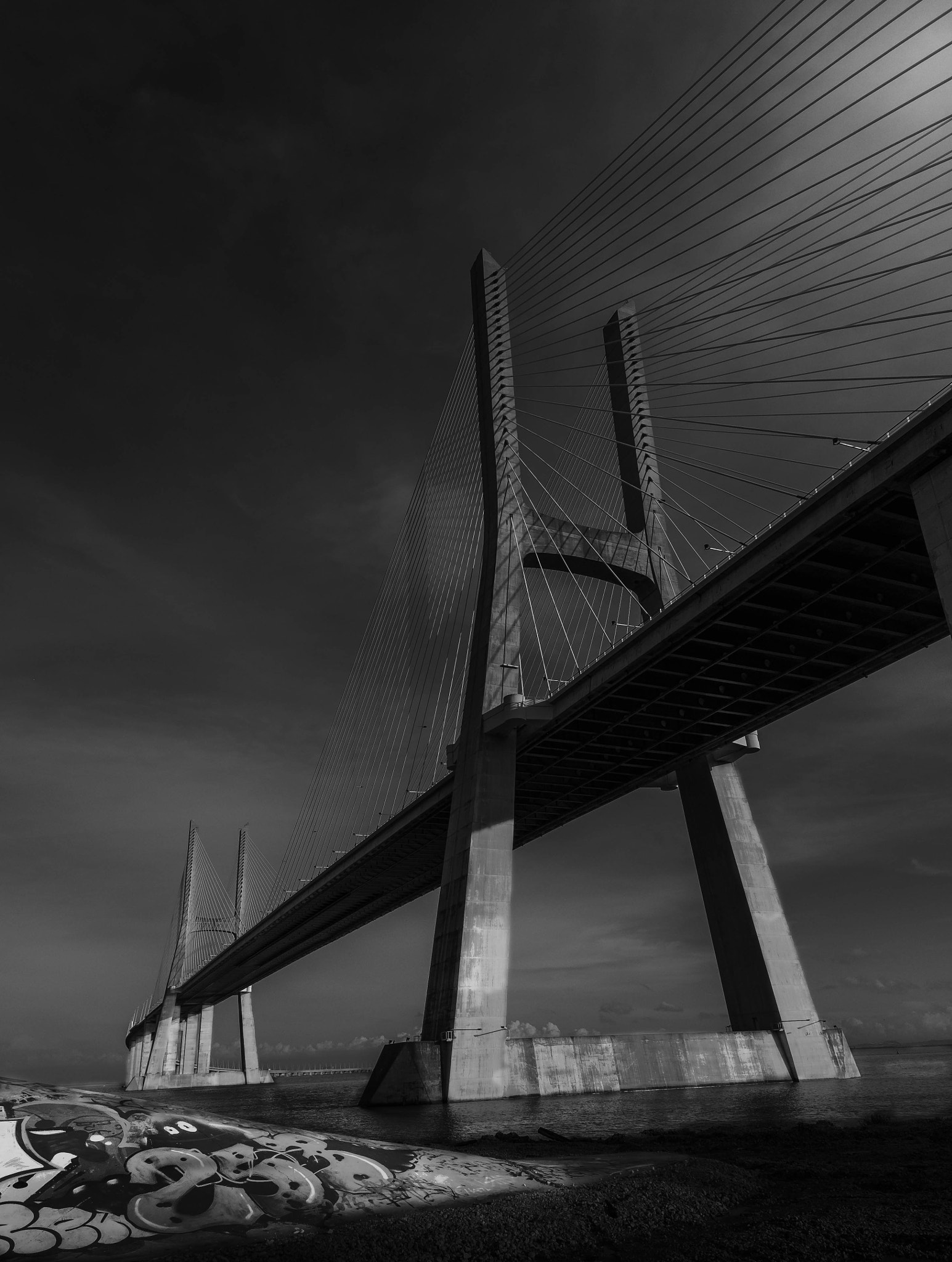 Fujifilm X-T1 + Fujifilm XF 14mm F2.8 R sample photo. Vasco da gama bridge 3 photography