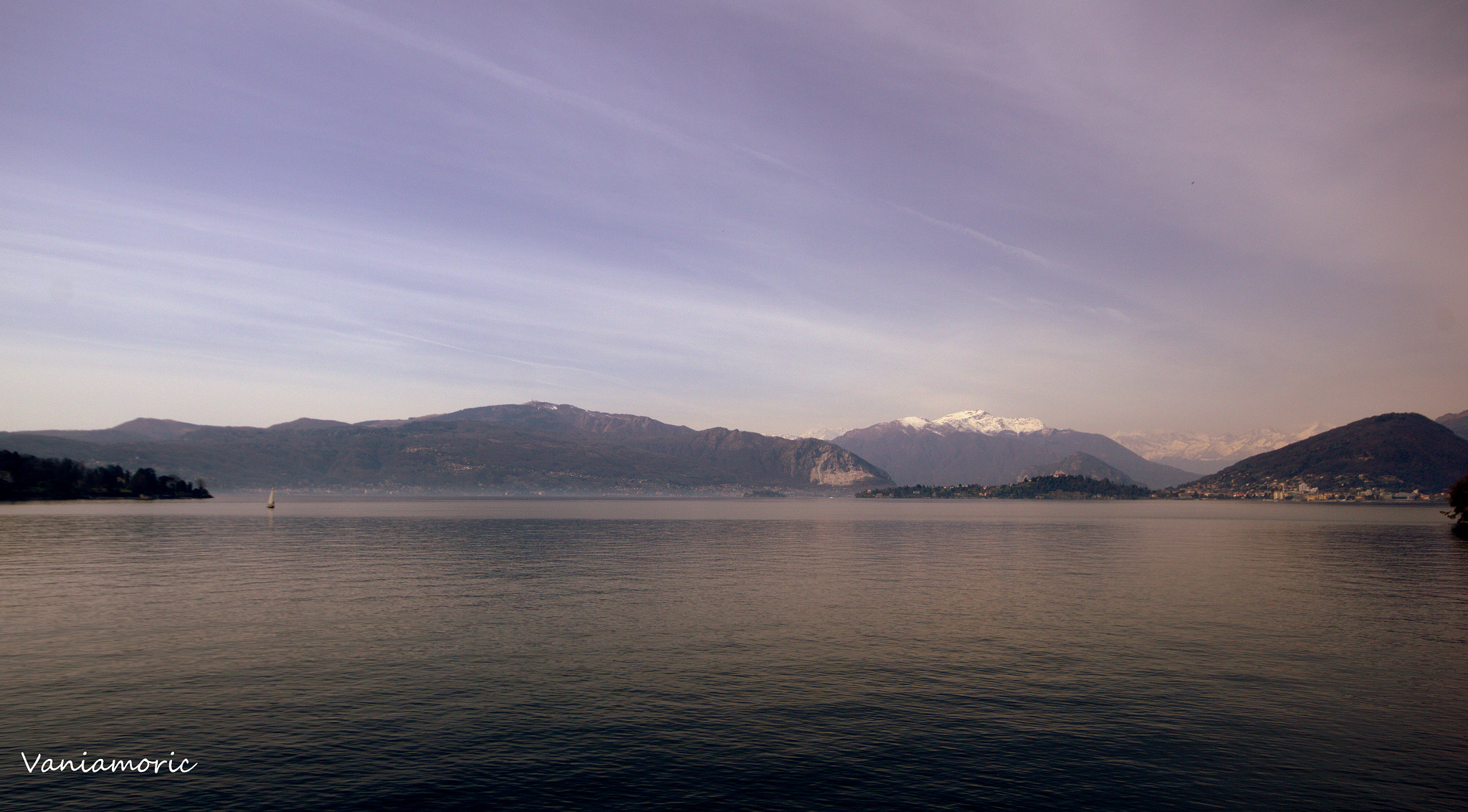 Canon EOS 550D (EOS Rebel T2i / EOS Kiss X4) + Sigma 10-20mm F4-5.6 EX DC HSM sample photo. Laveno lago maggiore photography