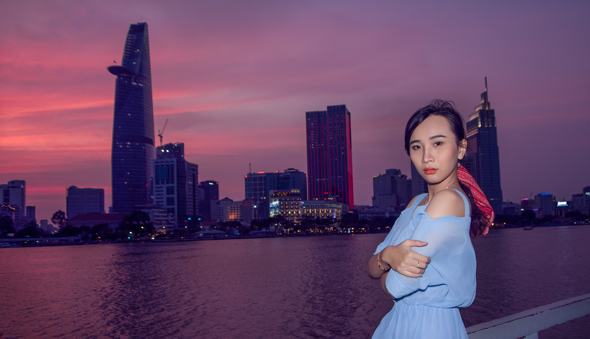 Pentax smc DA 16-45mm F4 ED AL sample photo. Saigon's lady photography