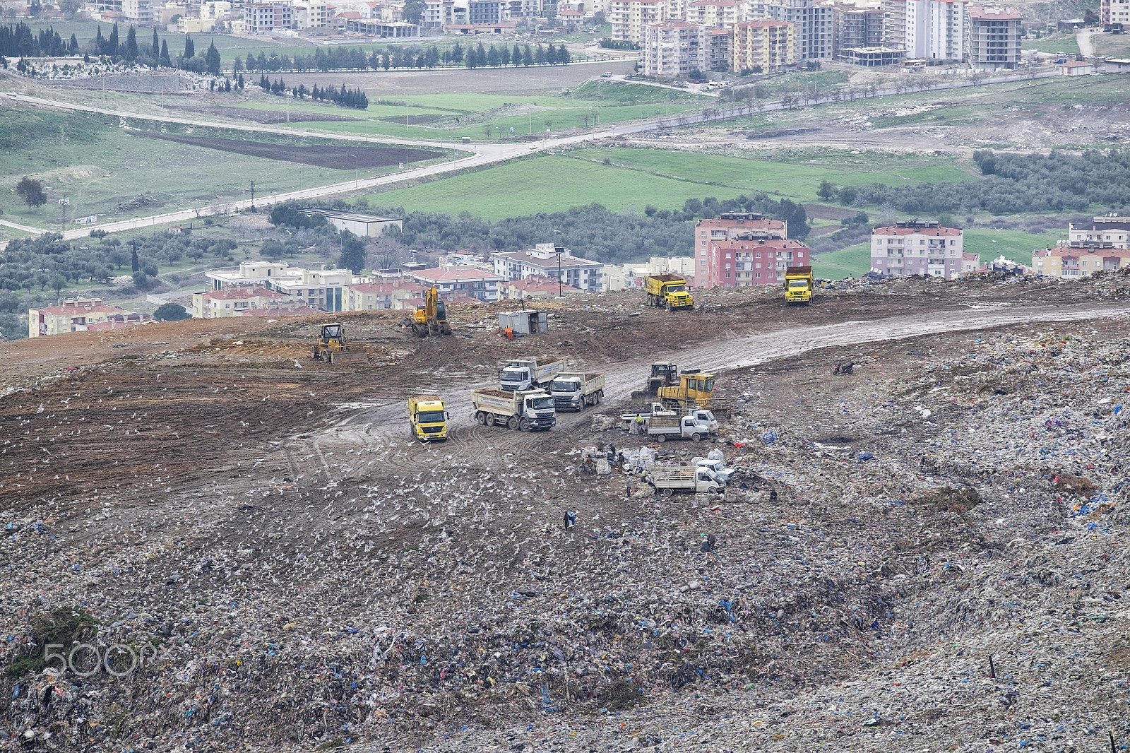 Fujifilm X-T1 + Fujifilm XF 50-140mm F2.8 R LM OIS WR sample photo. Waste disposal site(dscf0056-1.jpg) photography