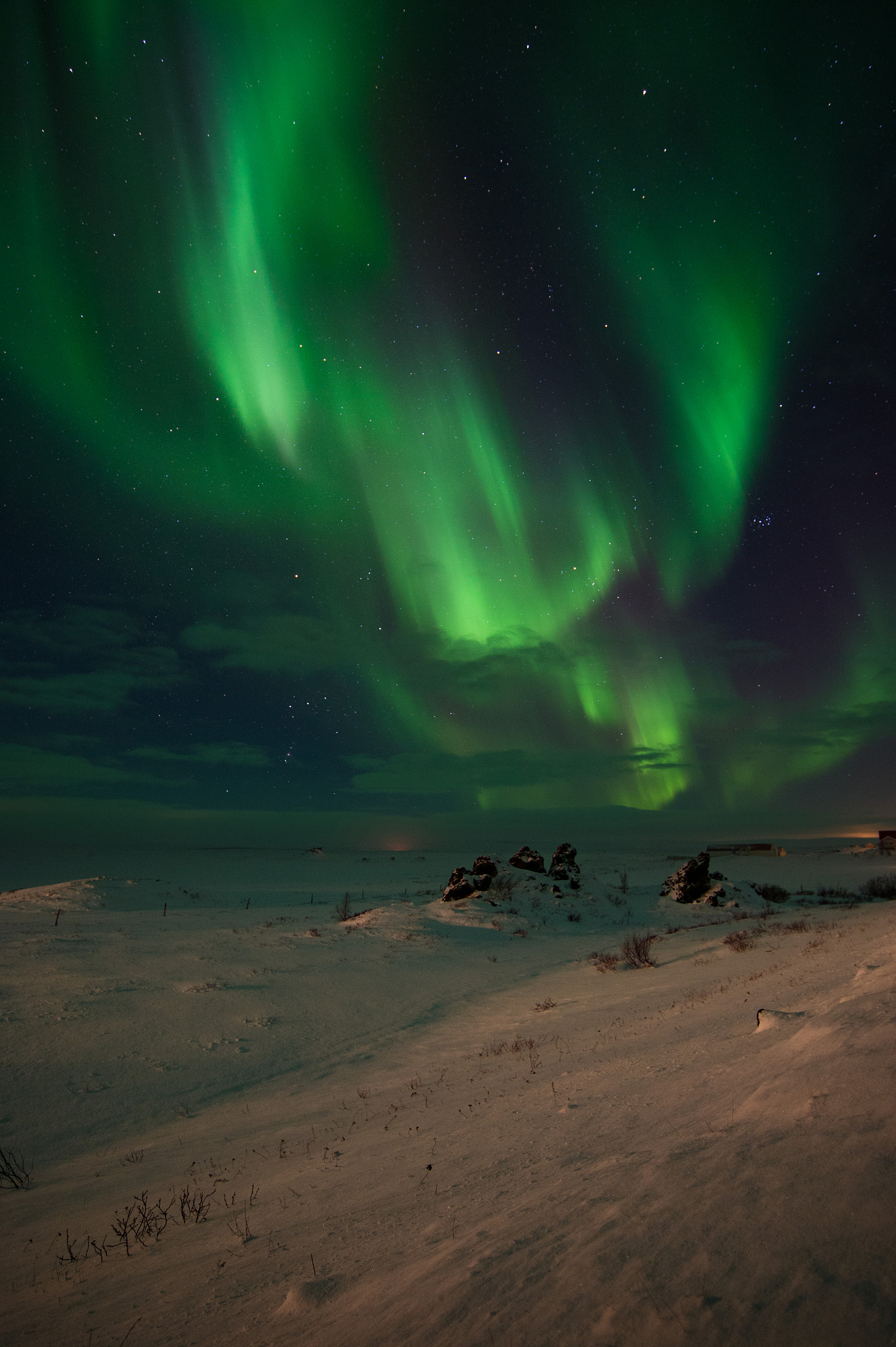 Nikon AF-S Nikkor 18-35mm F3.5-4.5G ED sample photo. Aurora photography