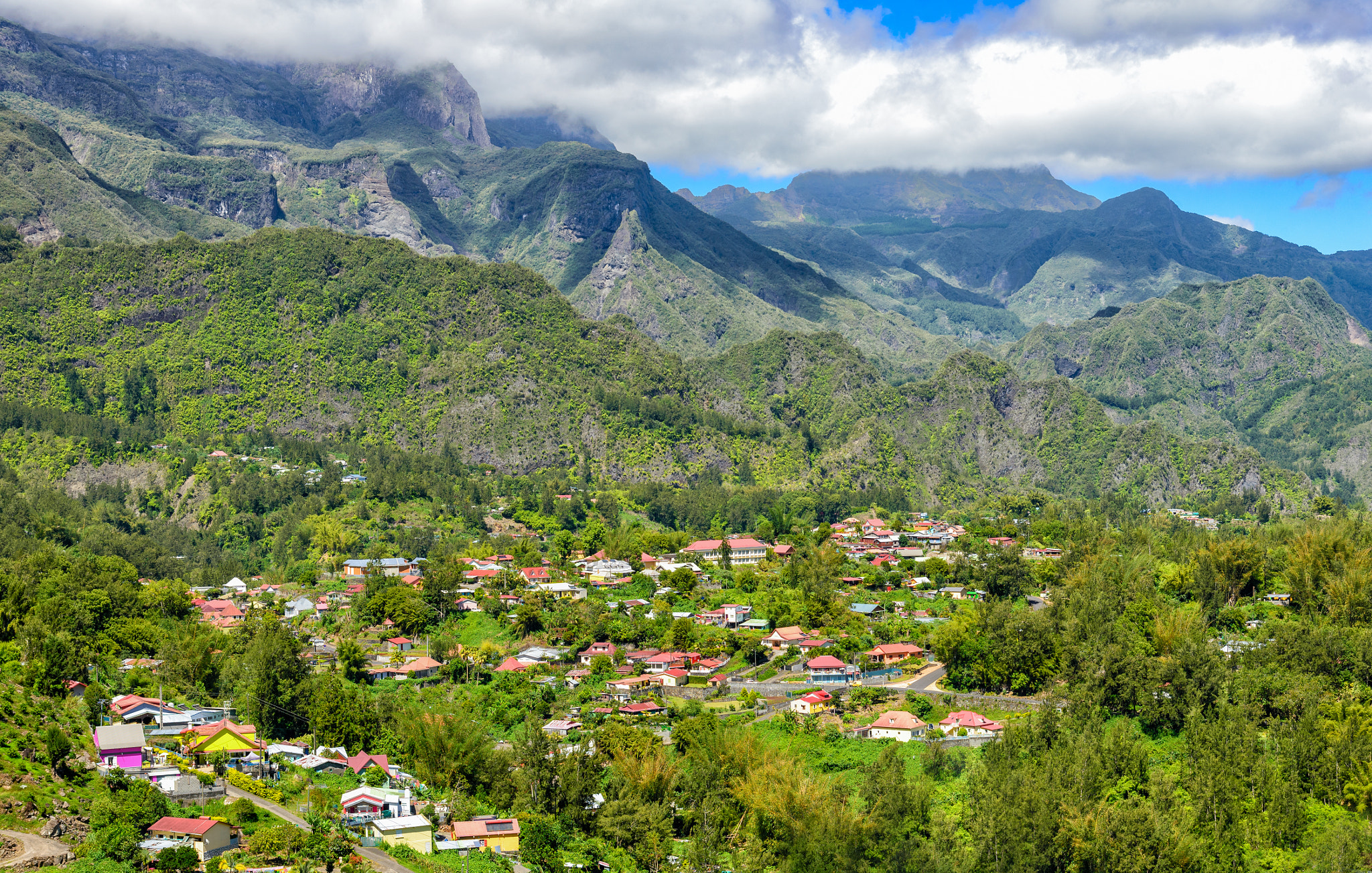 Nikon AF-S Nikkor 24-120mm F4G ED VR sample photo. Cirque de salazie and hell-bourg, la reunion photography