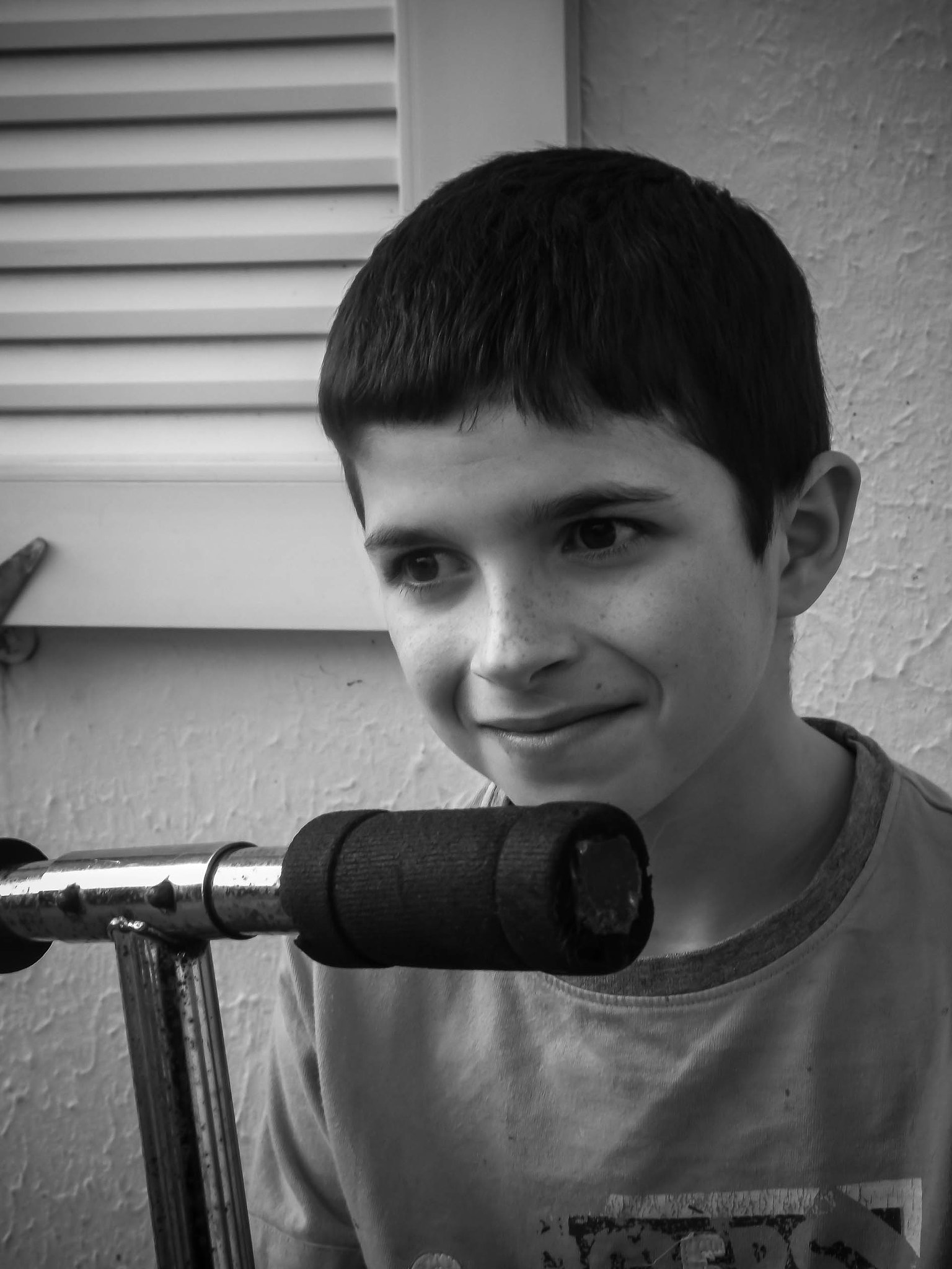 Fujifilm FinePix S4600 sample photo. Dylan portrait photography