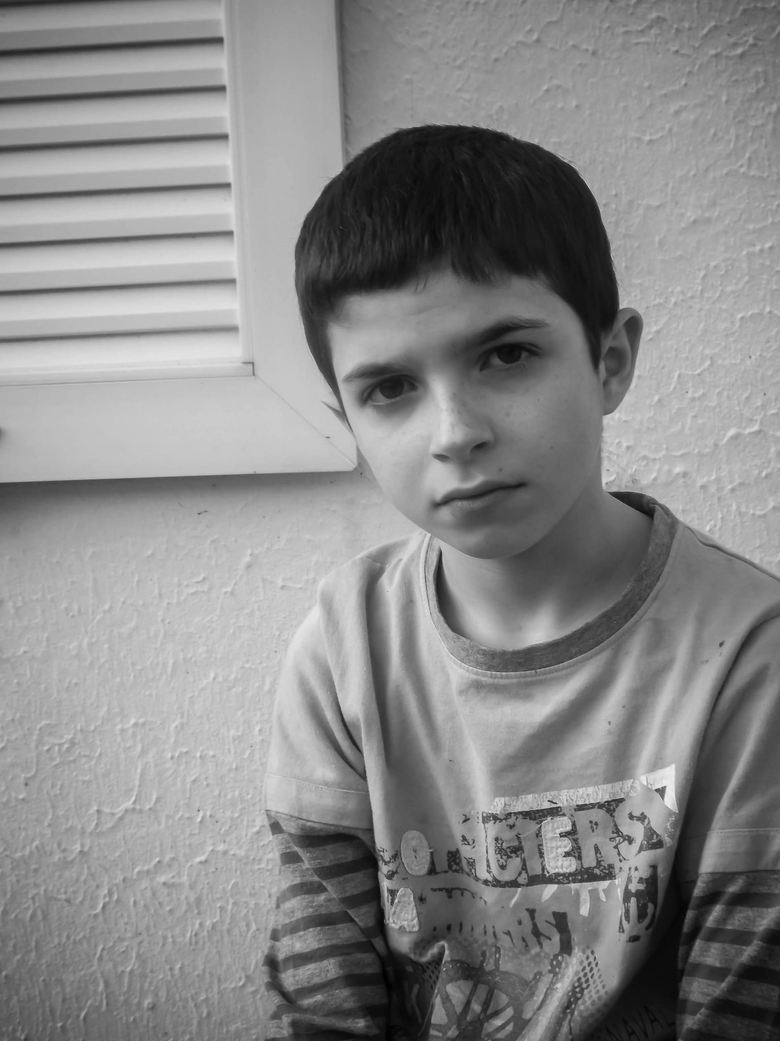 Fujifilm FinePix S4600 sample photo. Dylan portrait photography