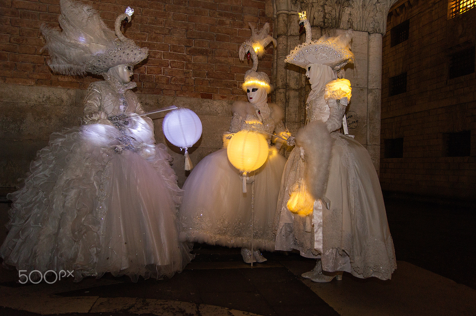 Sony SLT-A55 (SLT-A55V) sample photo. The fight between carnival and lent photography