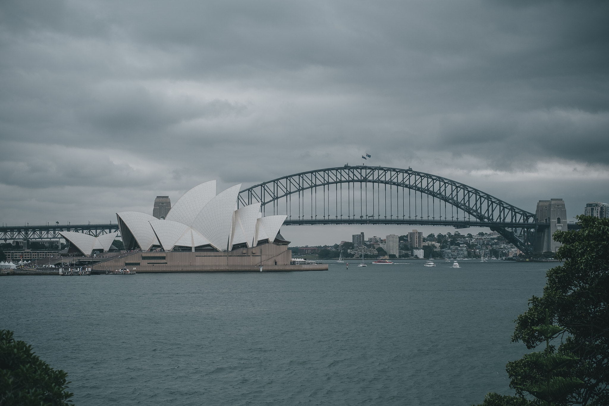 Fujifilm X-Pro1 + Fujifilm XF 35mm F1.4 R sample photo. Mrs macquarie's chair photography