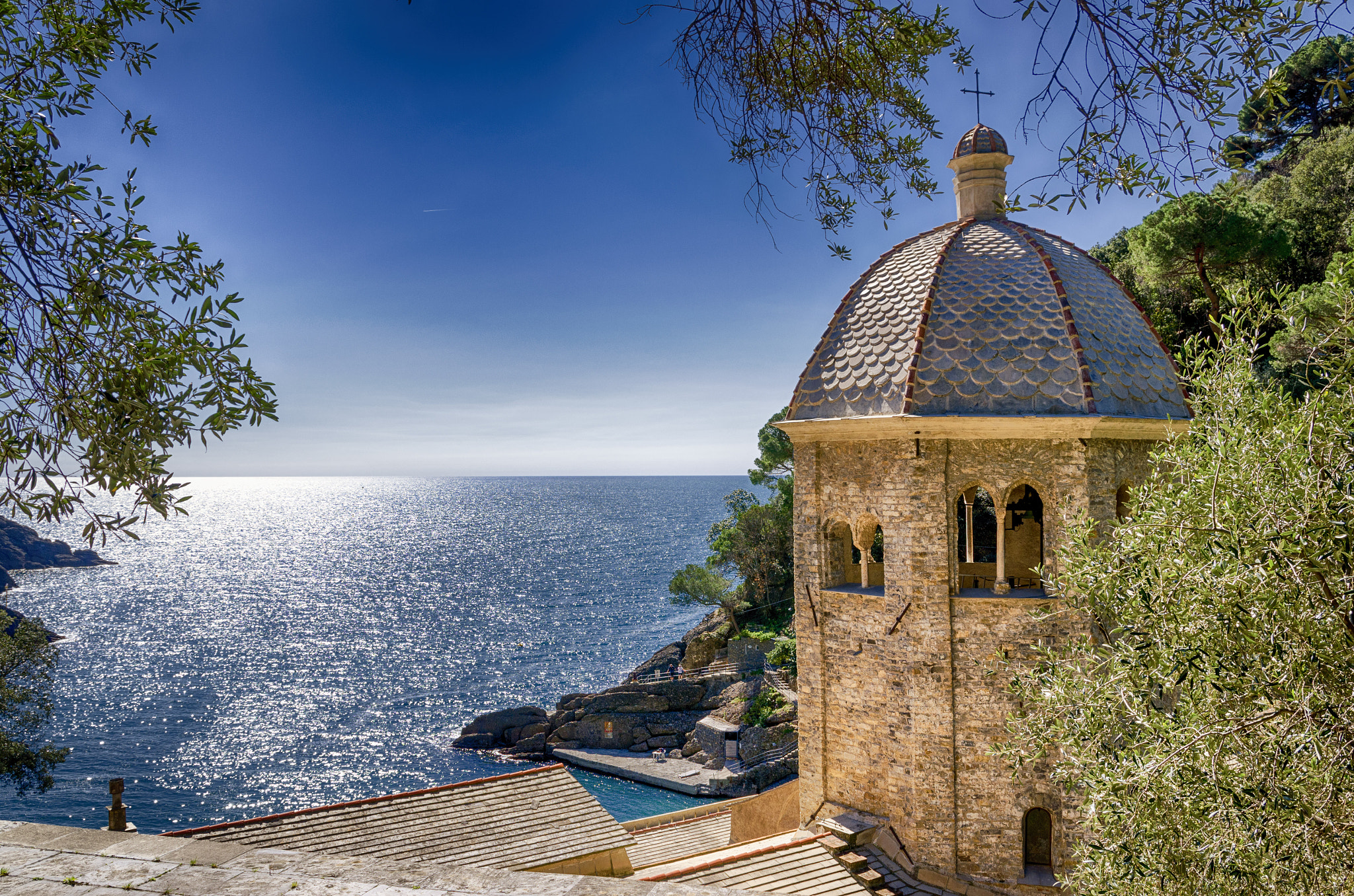 Nikon D5100 + Sigma 17-70mm F2.8-4 DC Macro OS HSM | C sample photo. Abbazia di s fruttuoso di camogli photography