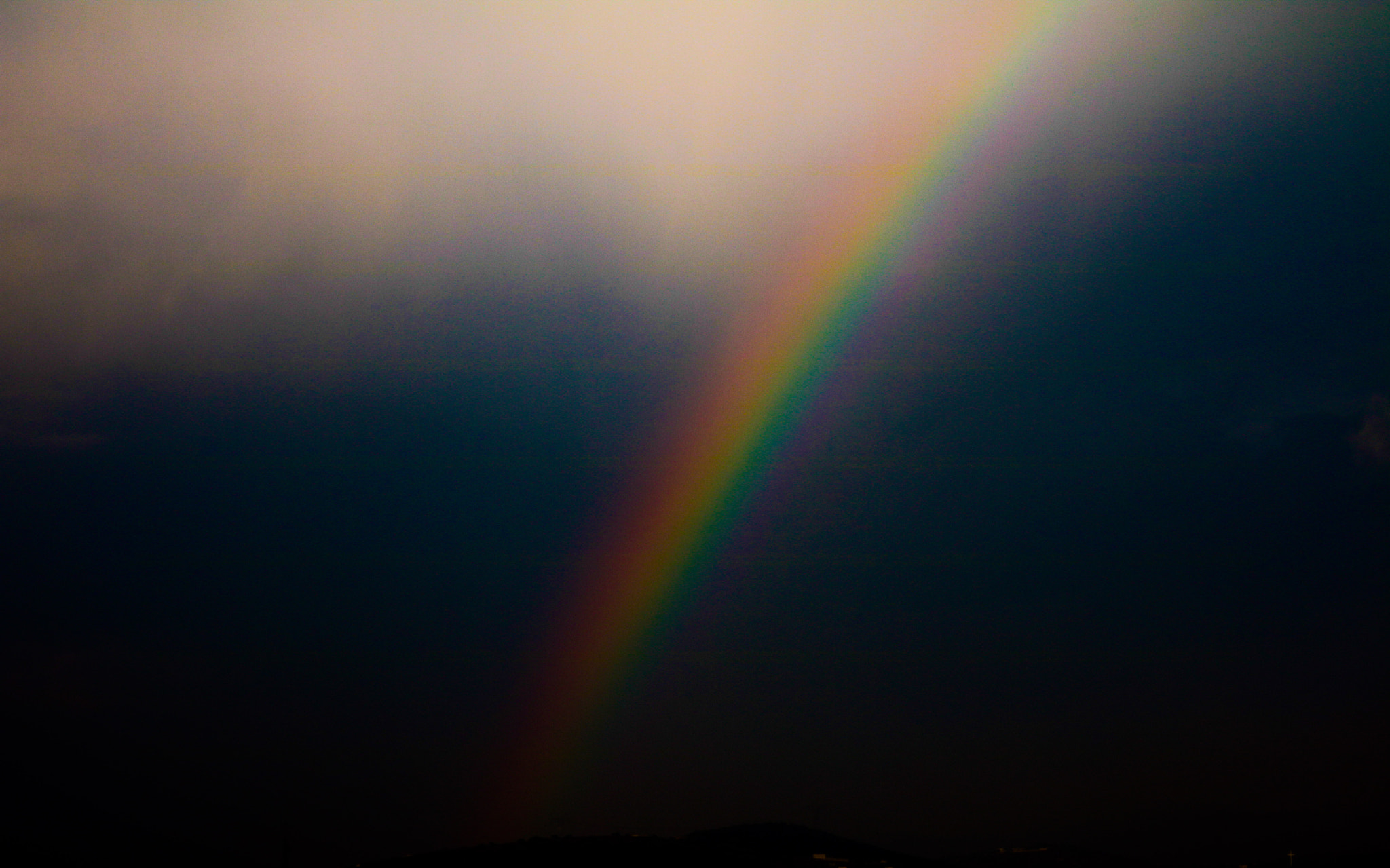 Canon EOS 750D (EOS Rebel T6i / EOS Kiss X8i) + EF75-300mm f/4-5.6 sample photo. Arcoiris-rainbow photography