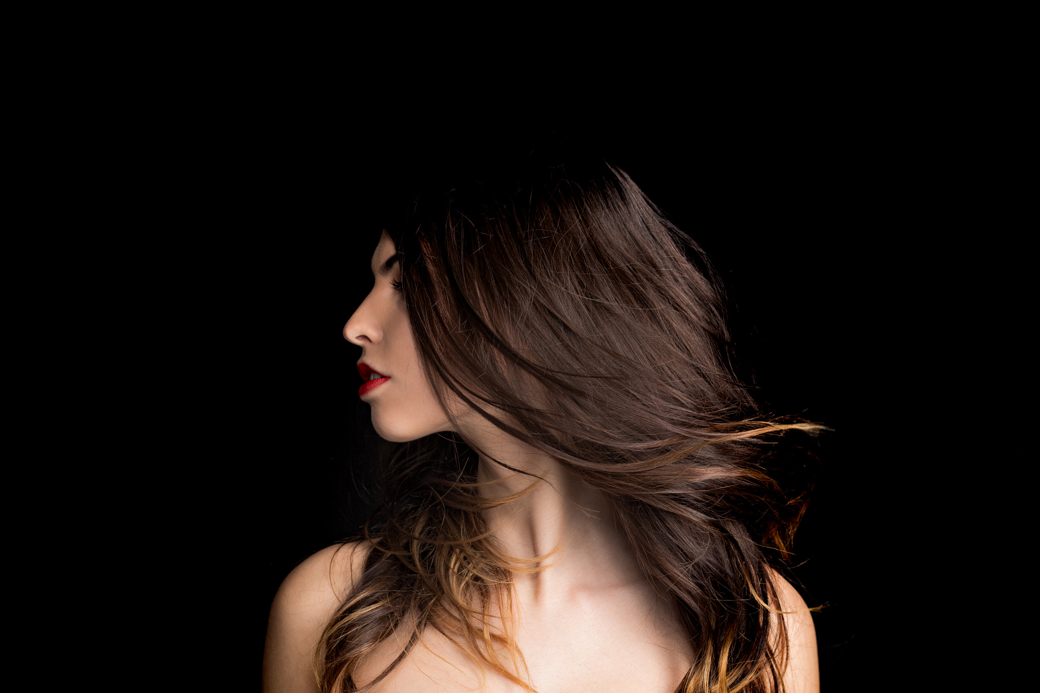 Sigma 105mm F2.8 EX DG OS HSM sample photo. Beauty light experience photography