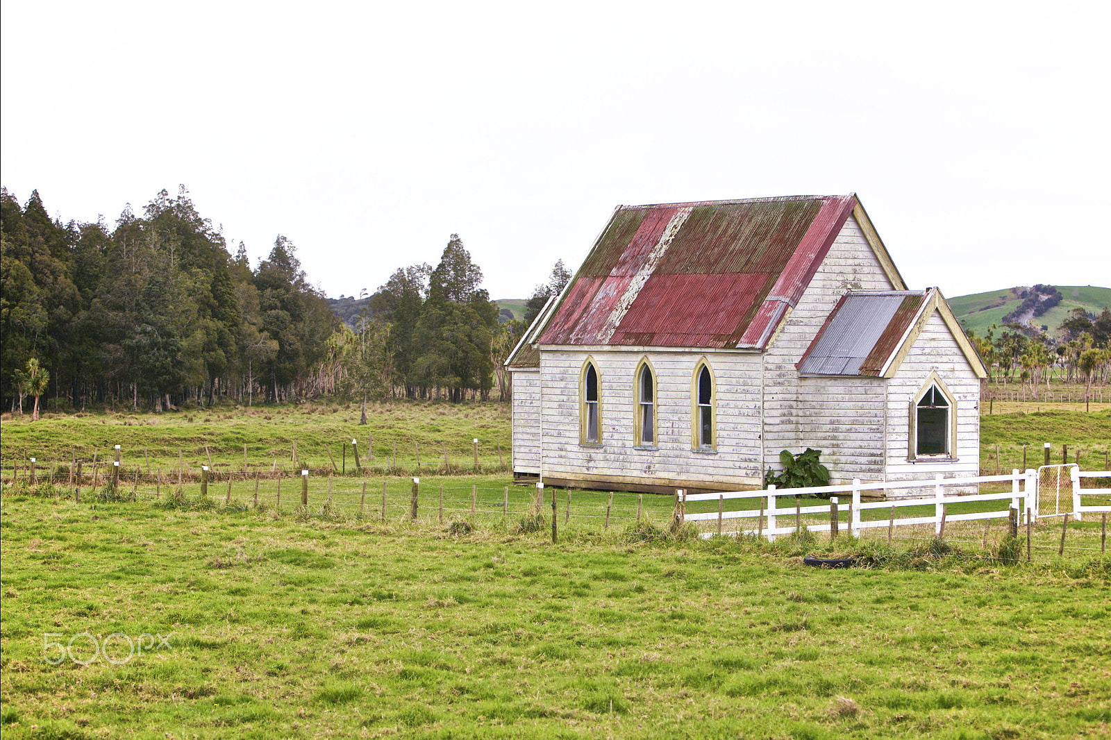 Canon EF 70-200mm F2.8L IS USM sample photo. Wooden church photography