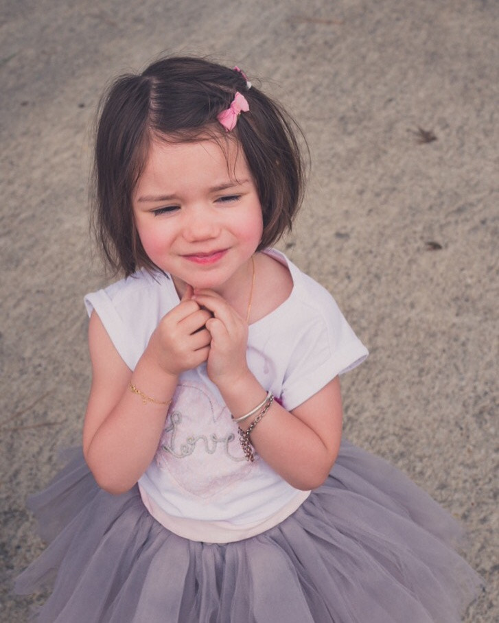 Nikon D800 + Sigma 35mm F1.4 DG HSM Art sample photo. Sarah photography